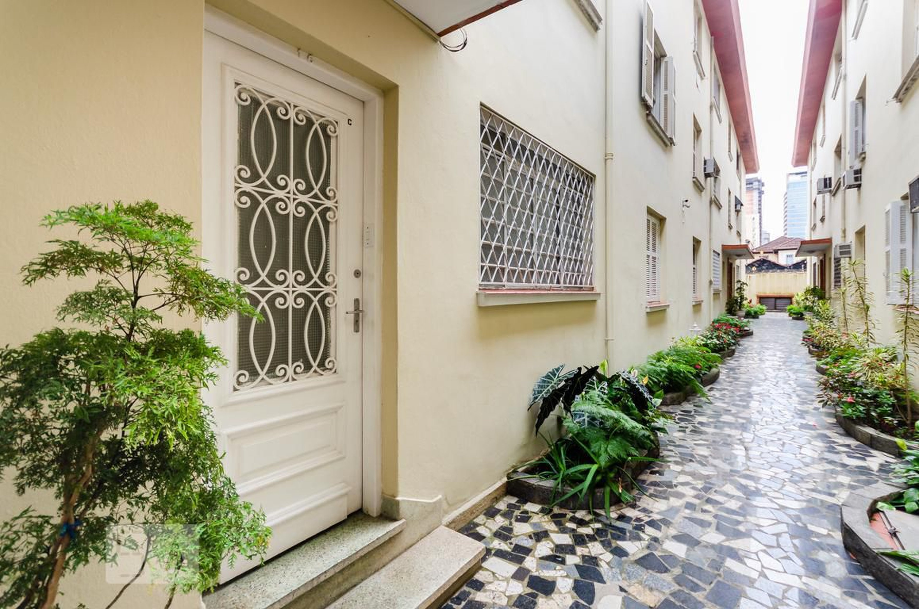 Hall de entrada - Edifício Jardim das Flores