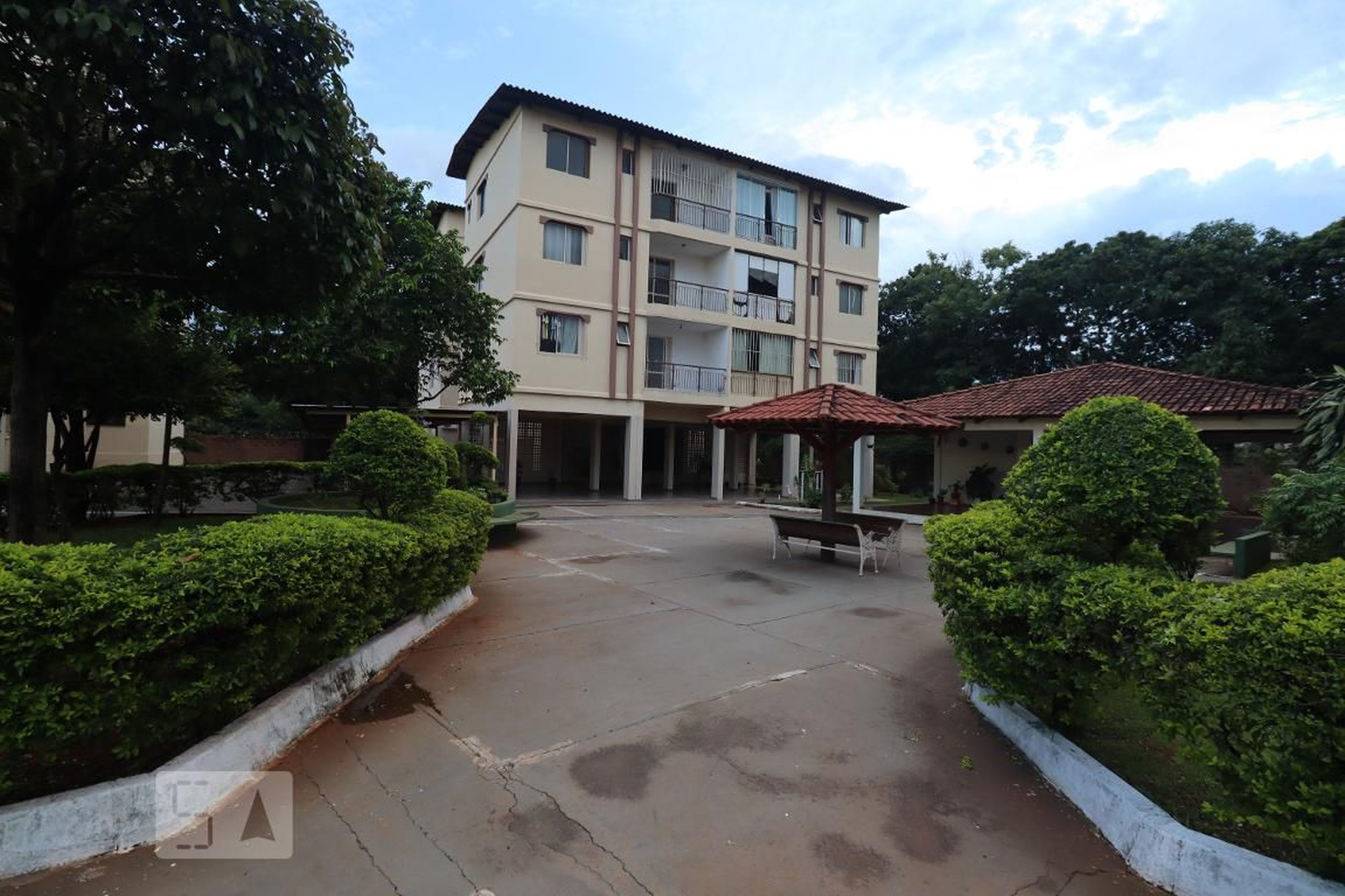 Fachada Condomínio Mirante do Sol