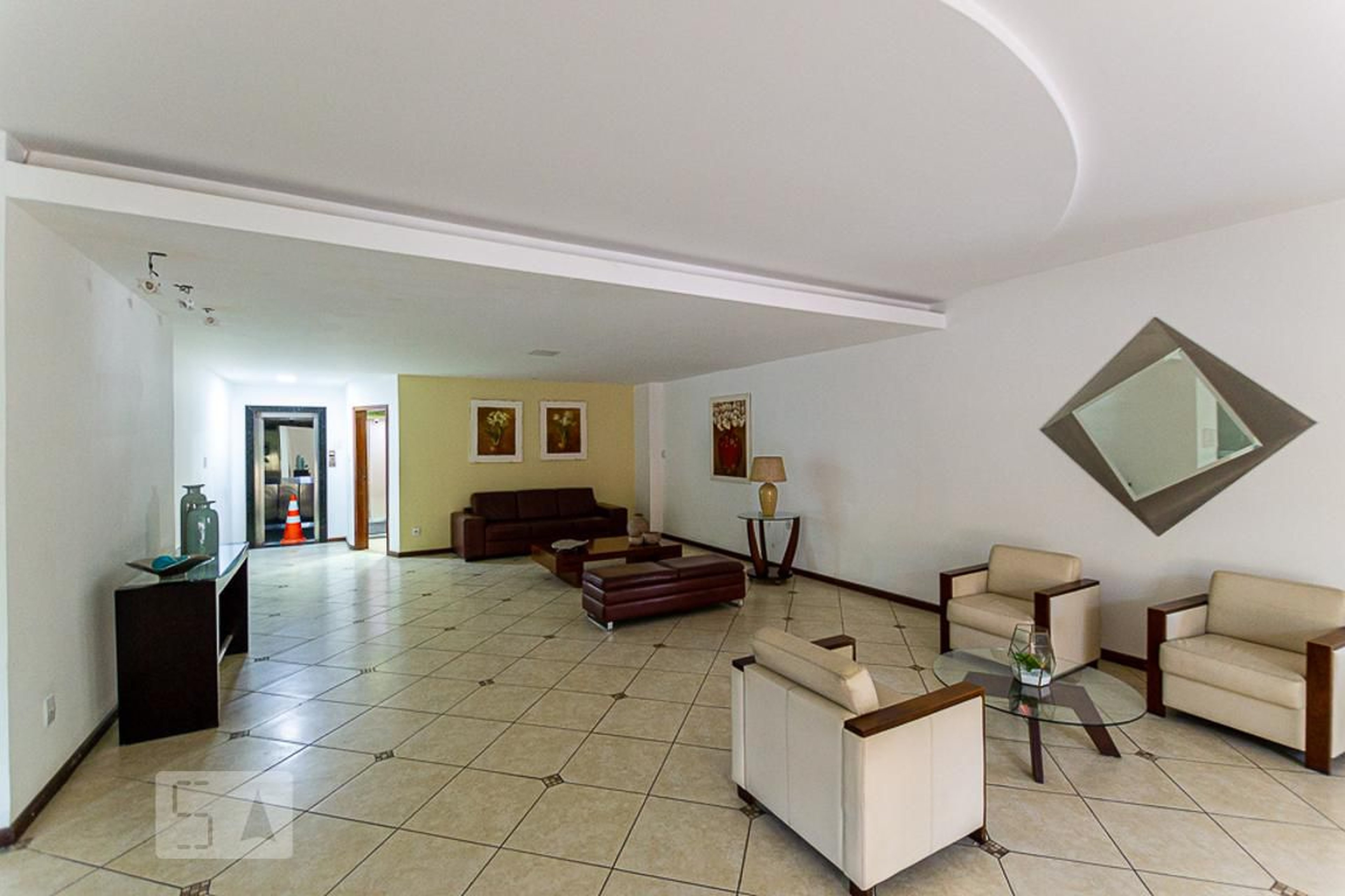 Hall de Entrada - Esperanto