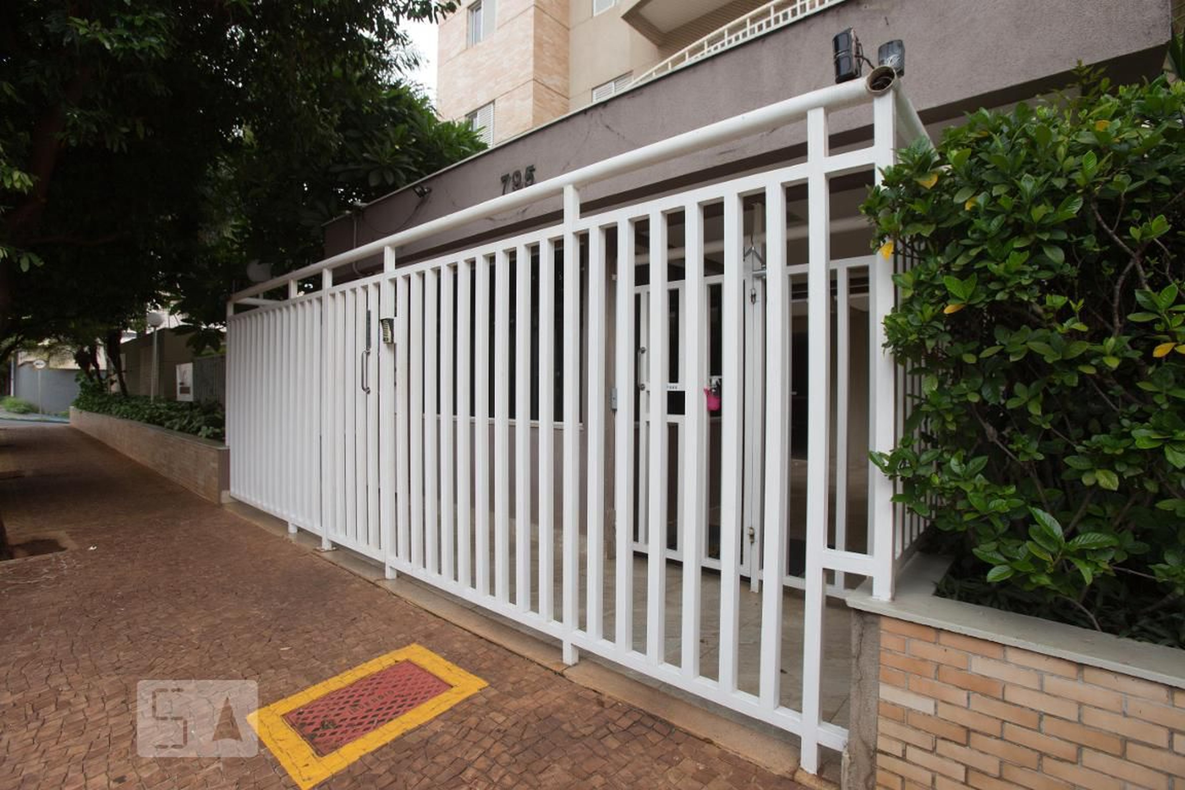 Fachada Condomínio em Rua Triunfo, 795