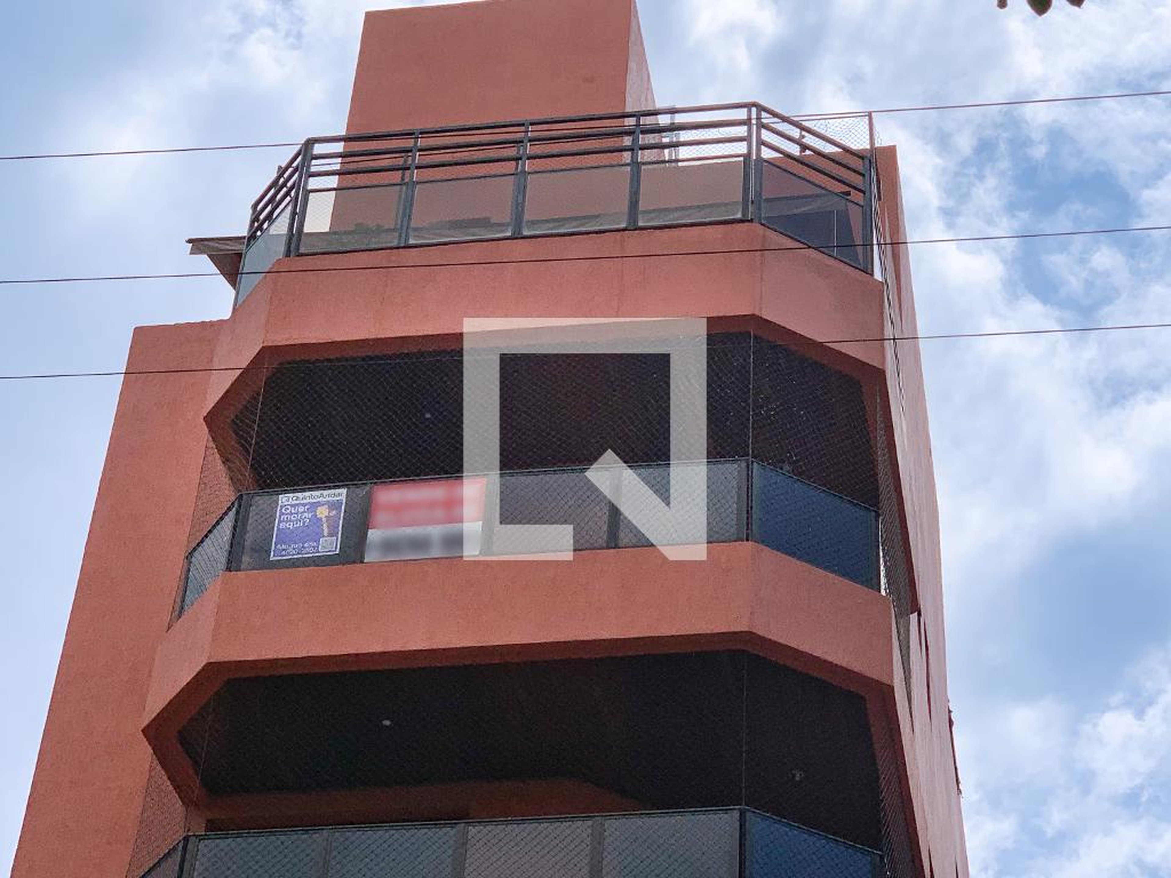 Fachada Condomínio em Avenida Venezuela, 492