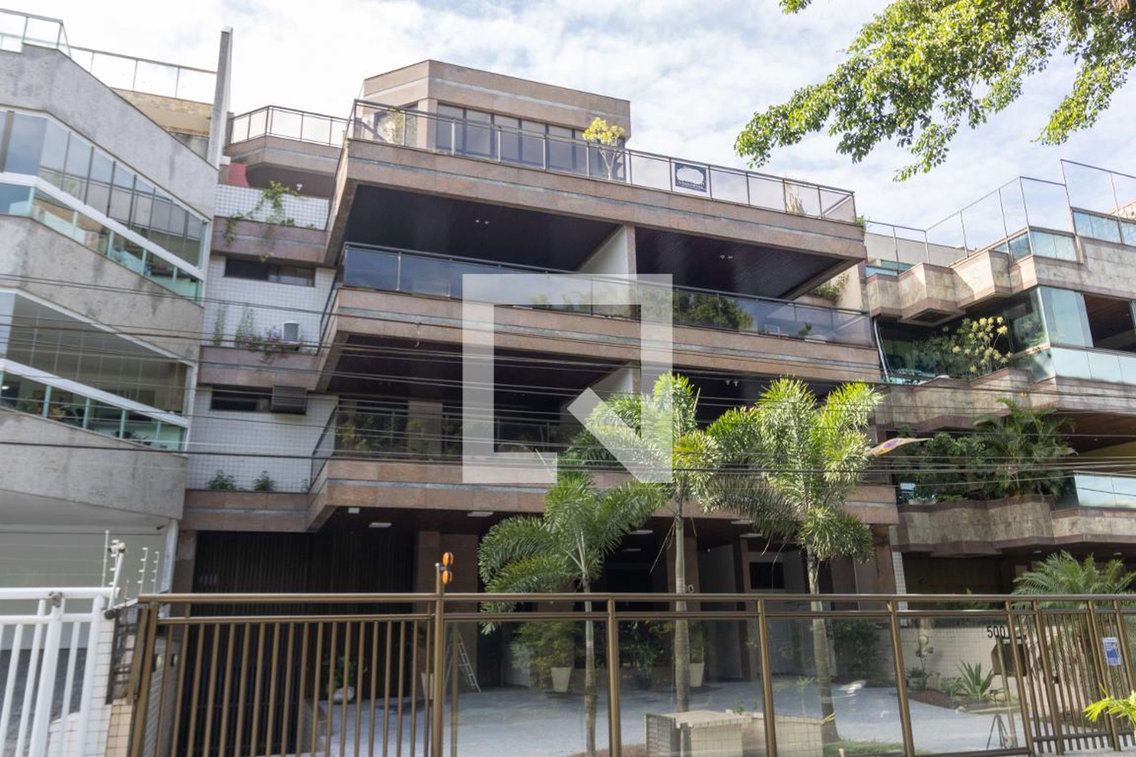 Fachada Condomínio Riche I