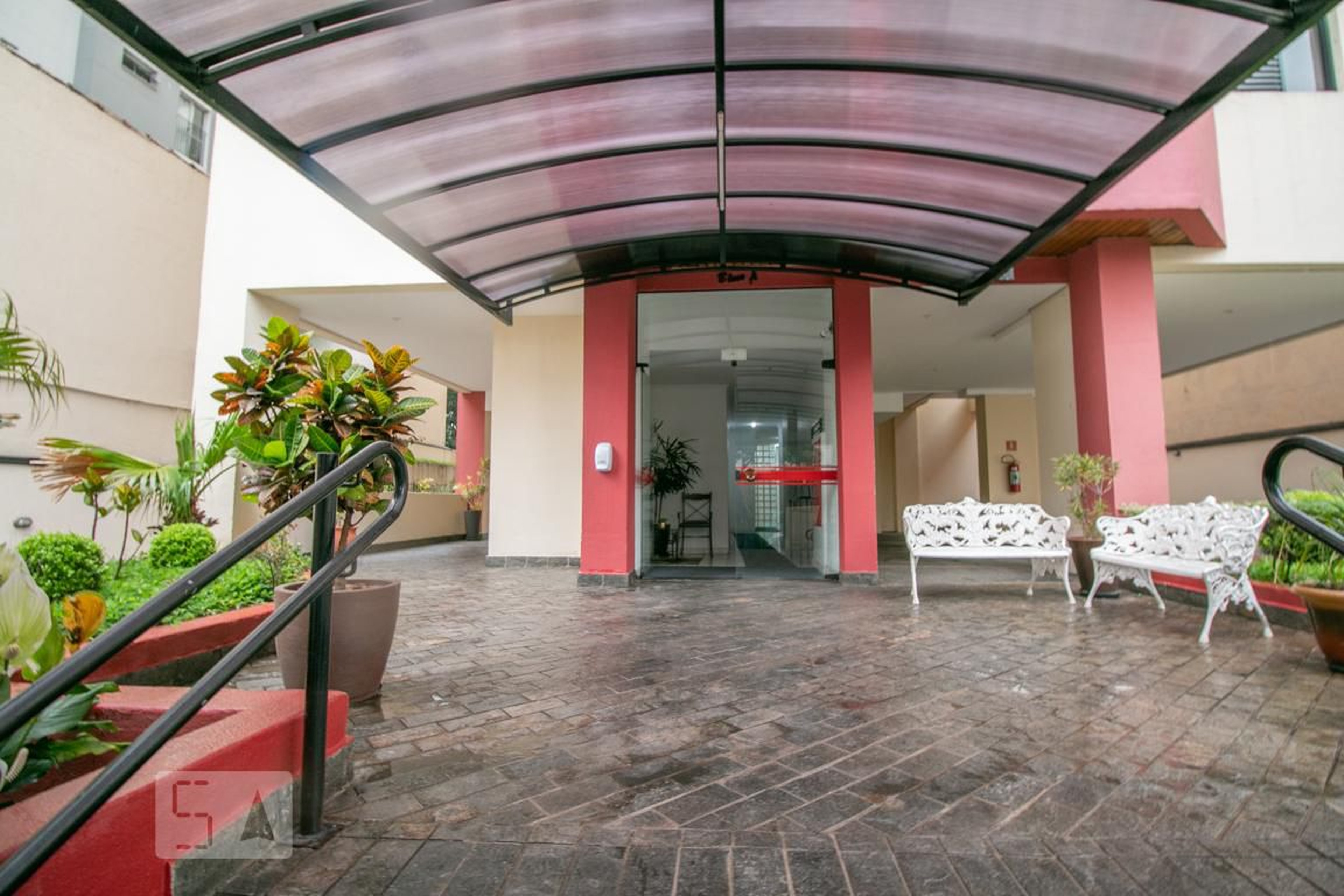 Entrada - Dona Olympia