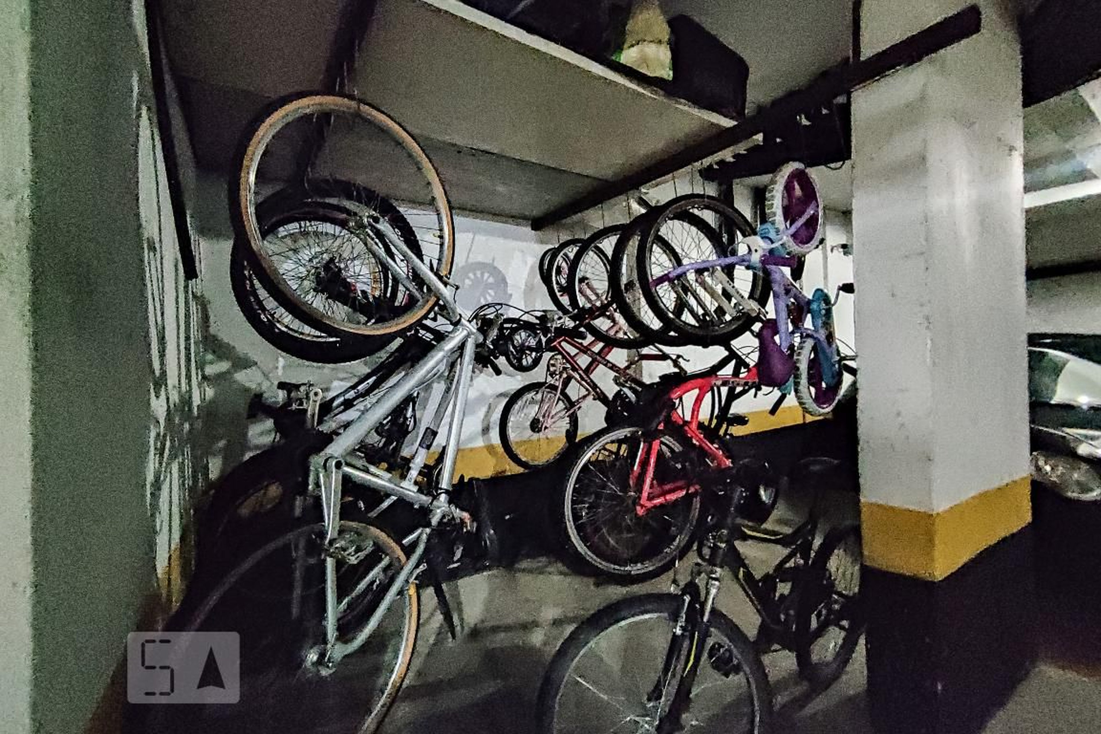 Bicicletário - Edifício Maison du Montparnasse