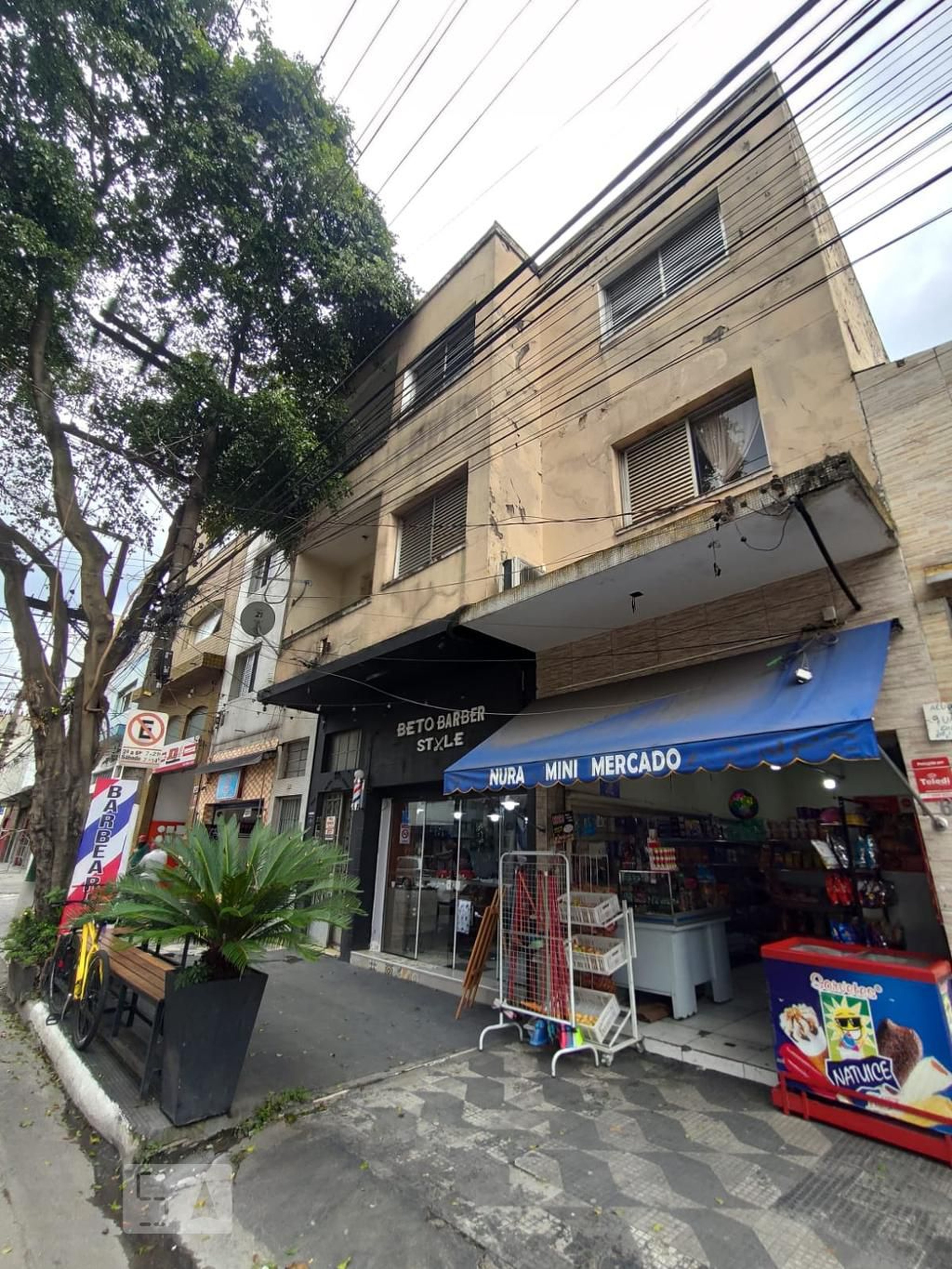 Fachada Condomínio em Rua João Boemer, 1266