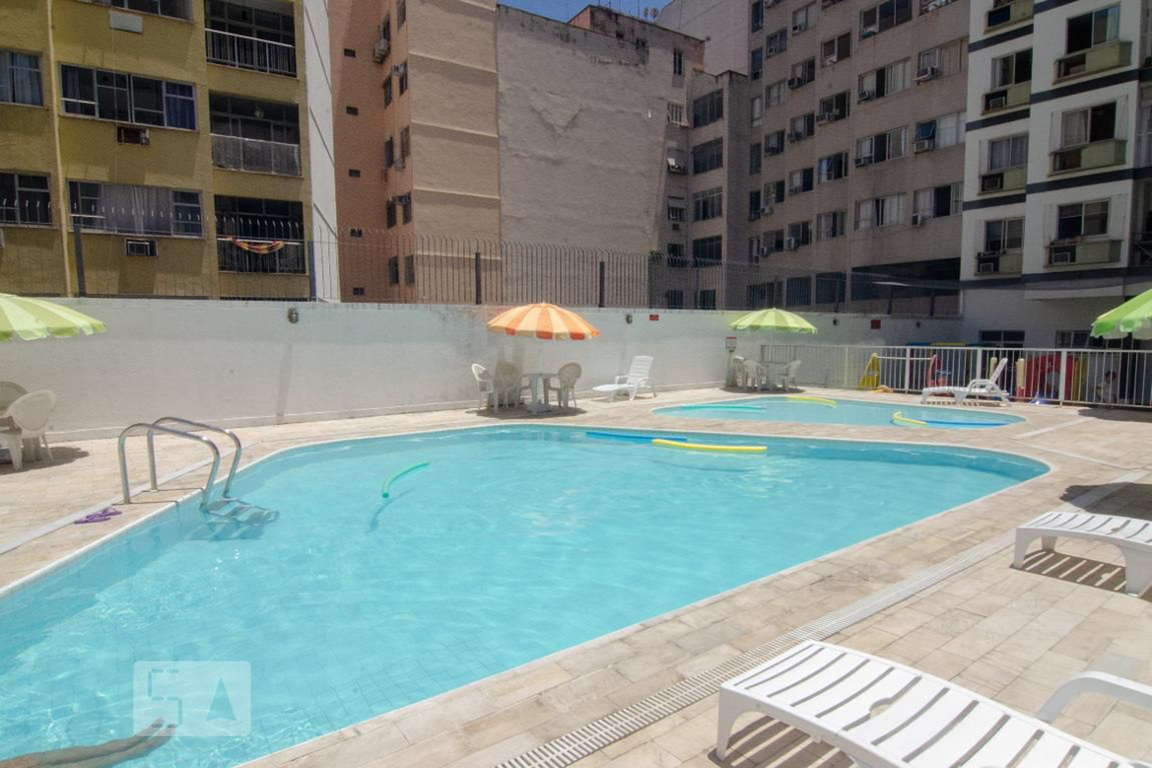 Piscina - Edifício Central Park