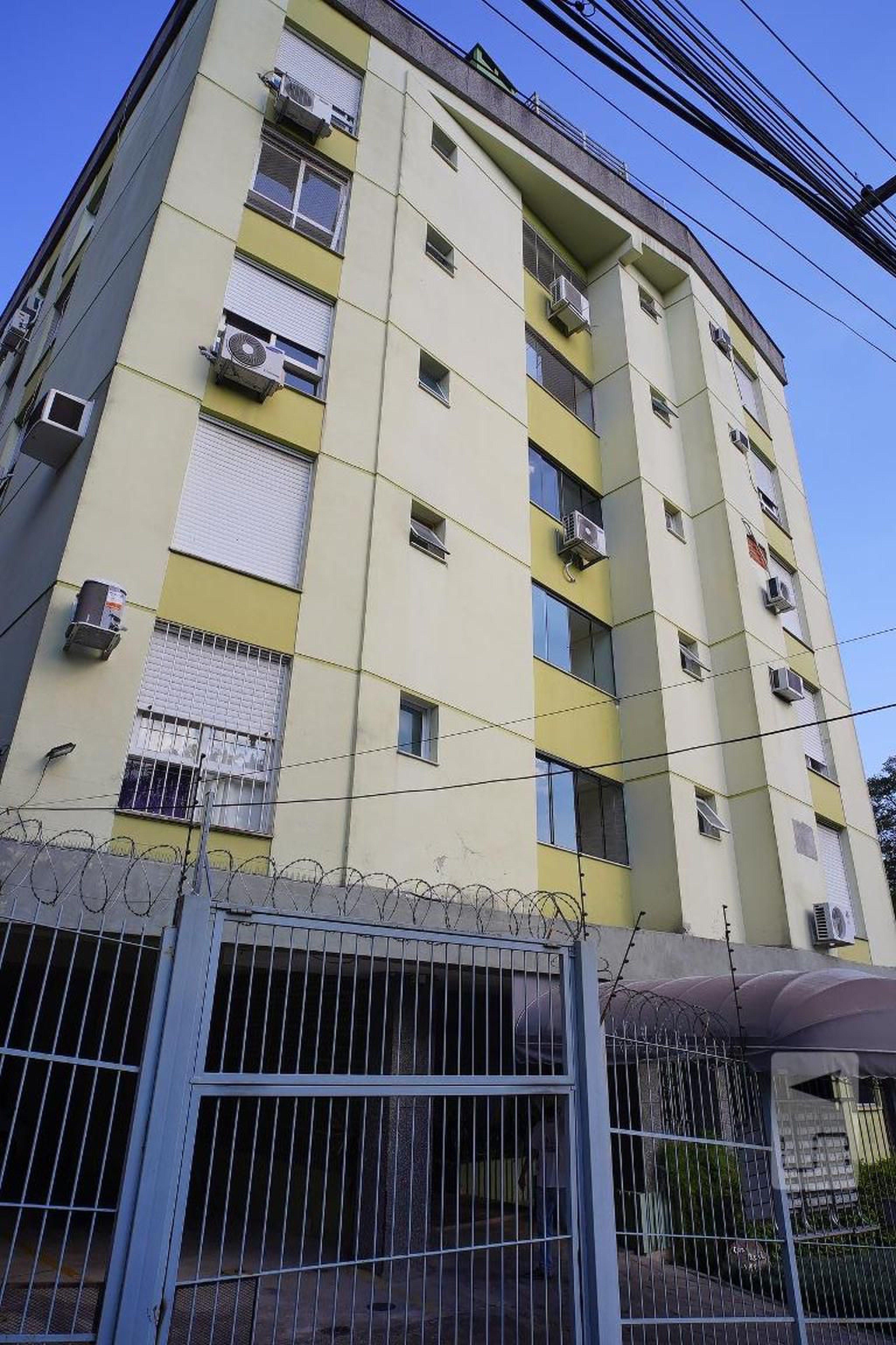 Fachada do Condomínio Edifício Villa Lobos