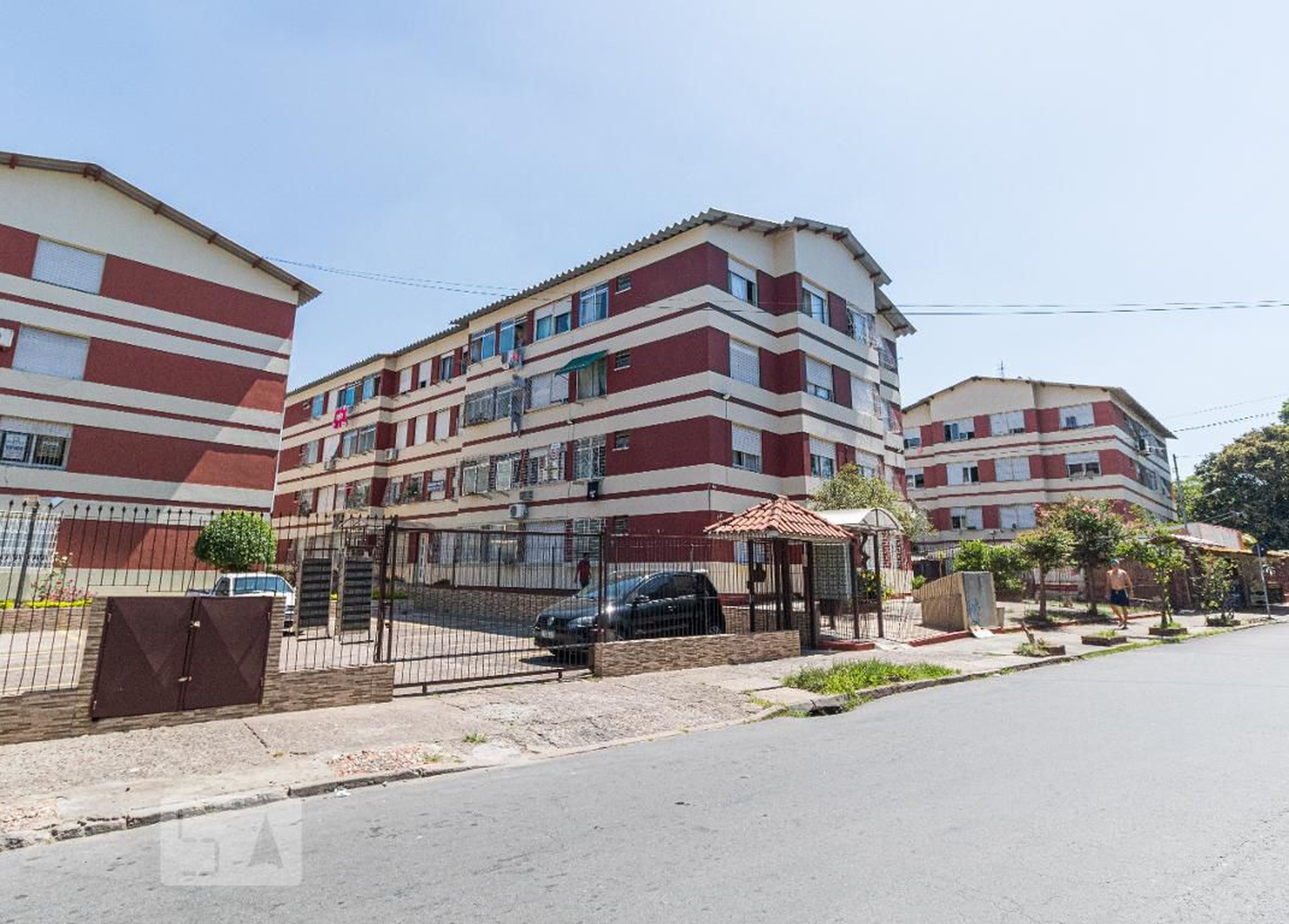 Fachada do Prédio Condomínio em Rua Carlos Estevão, 710