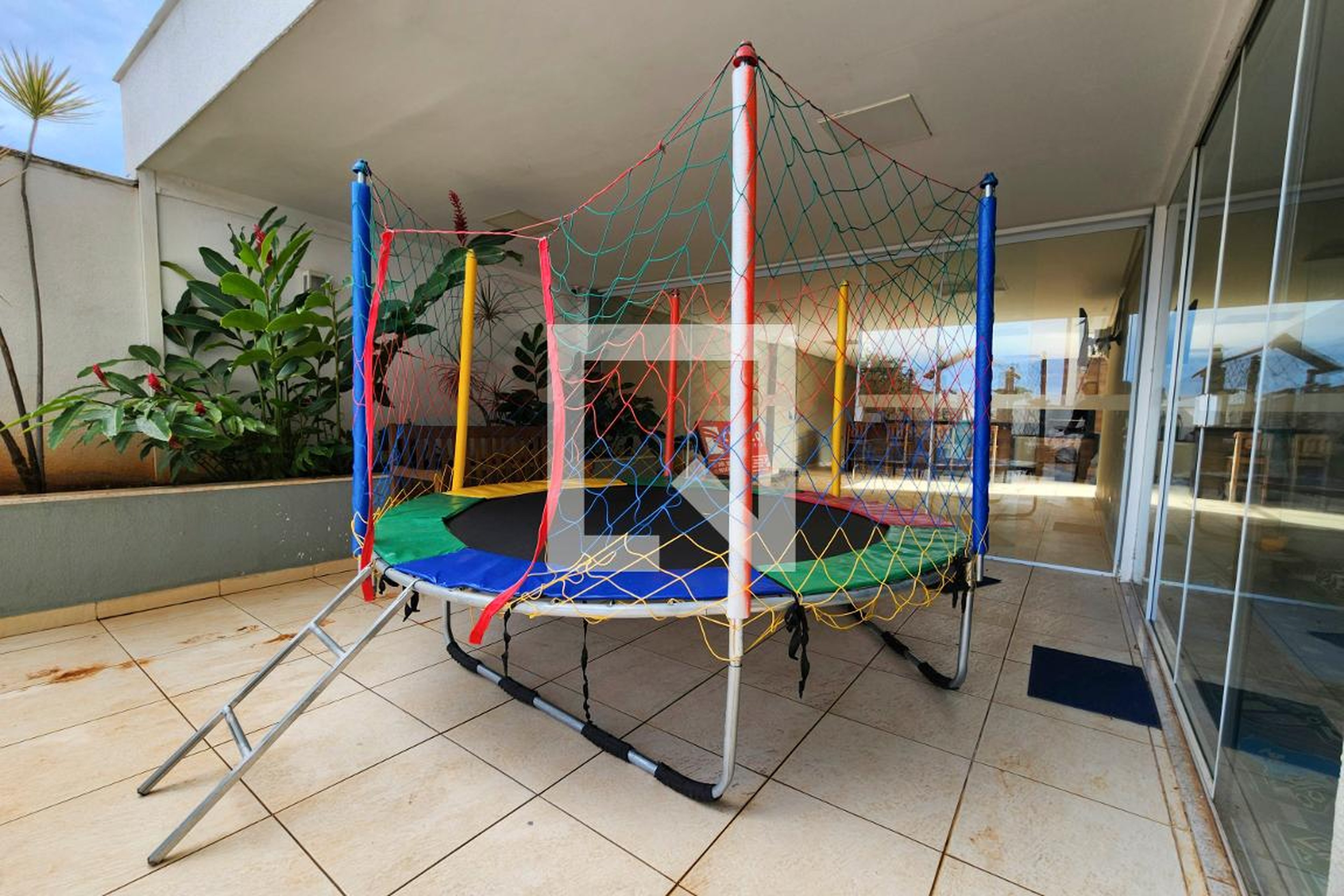 Playground - Edifício Champ de Mars