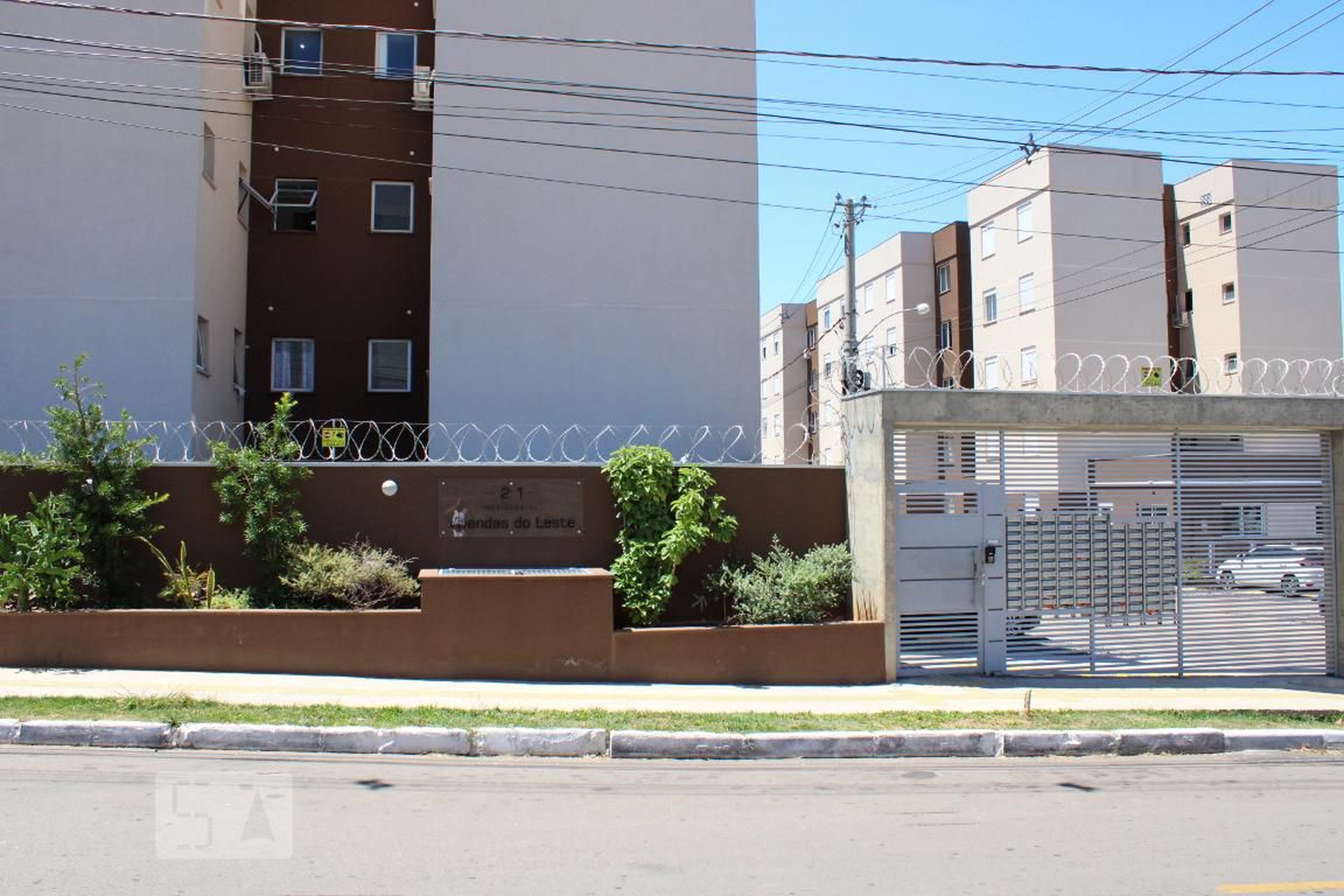 Fachada do Condomínio Condomínio Vivendas do Leste