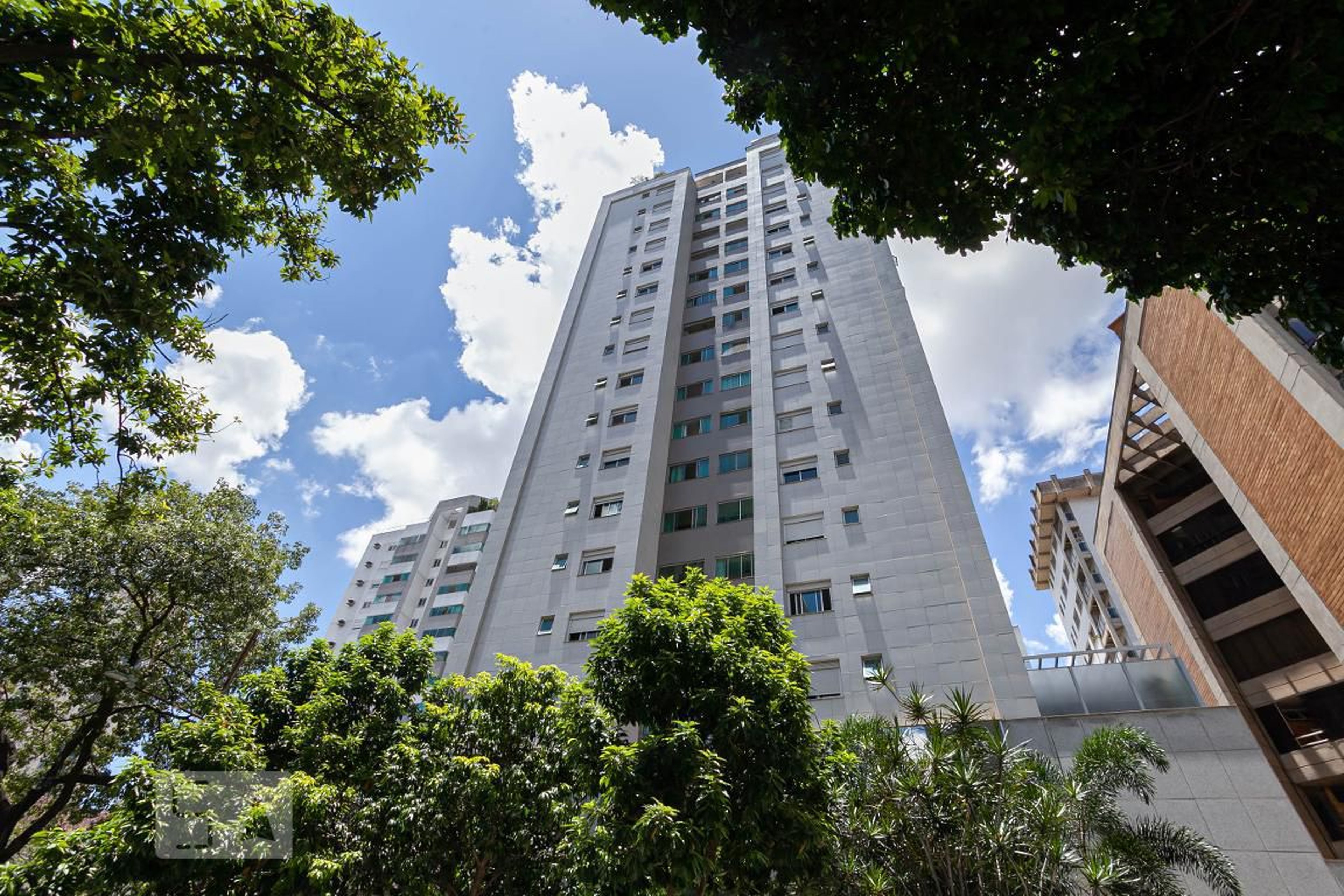 Fachada do prédio Condomínio Ed. Avangard Residence