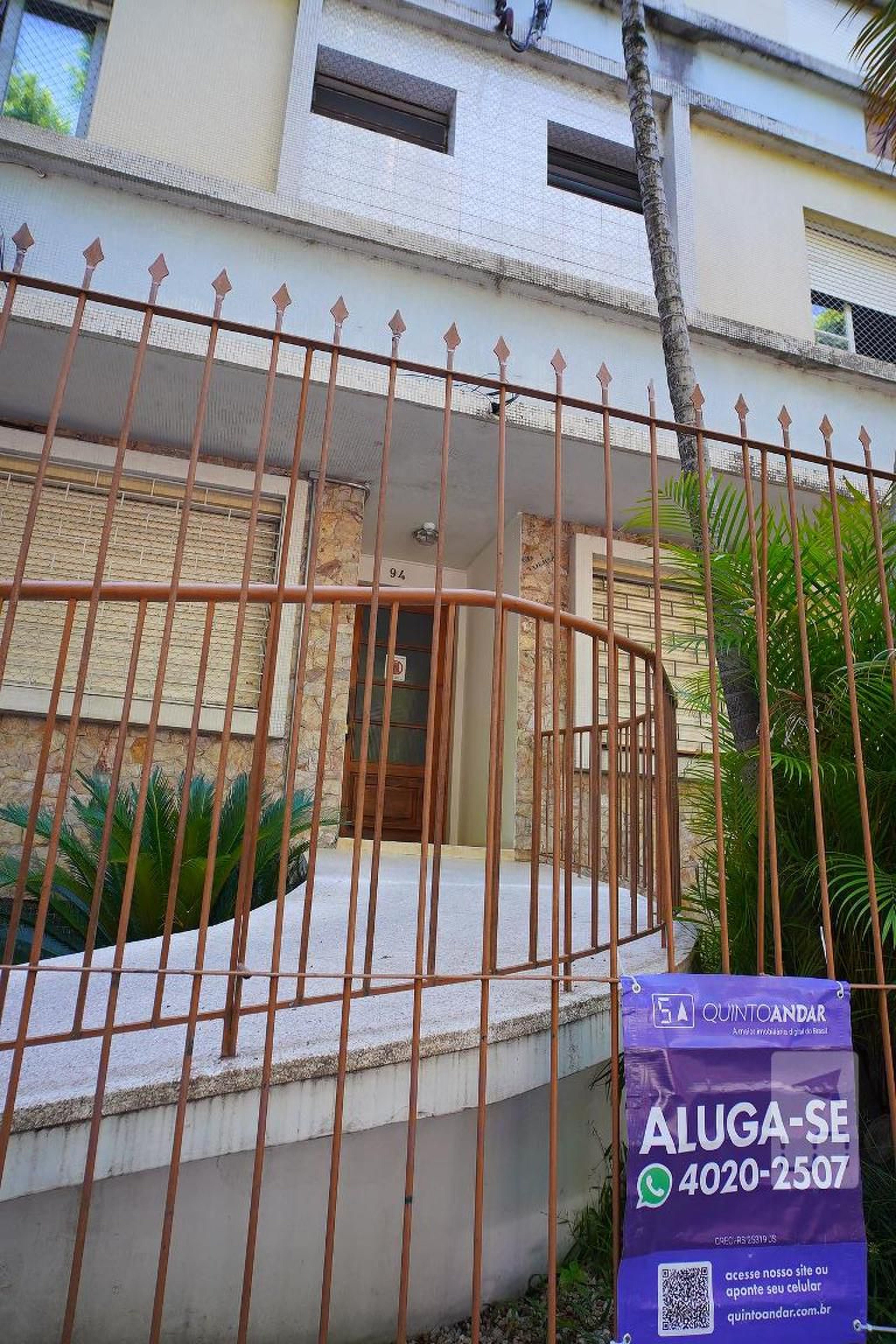 Fachada do Condomínio Condomínio Tulipa