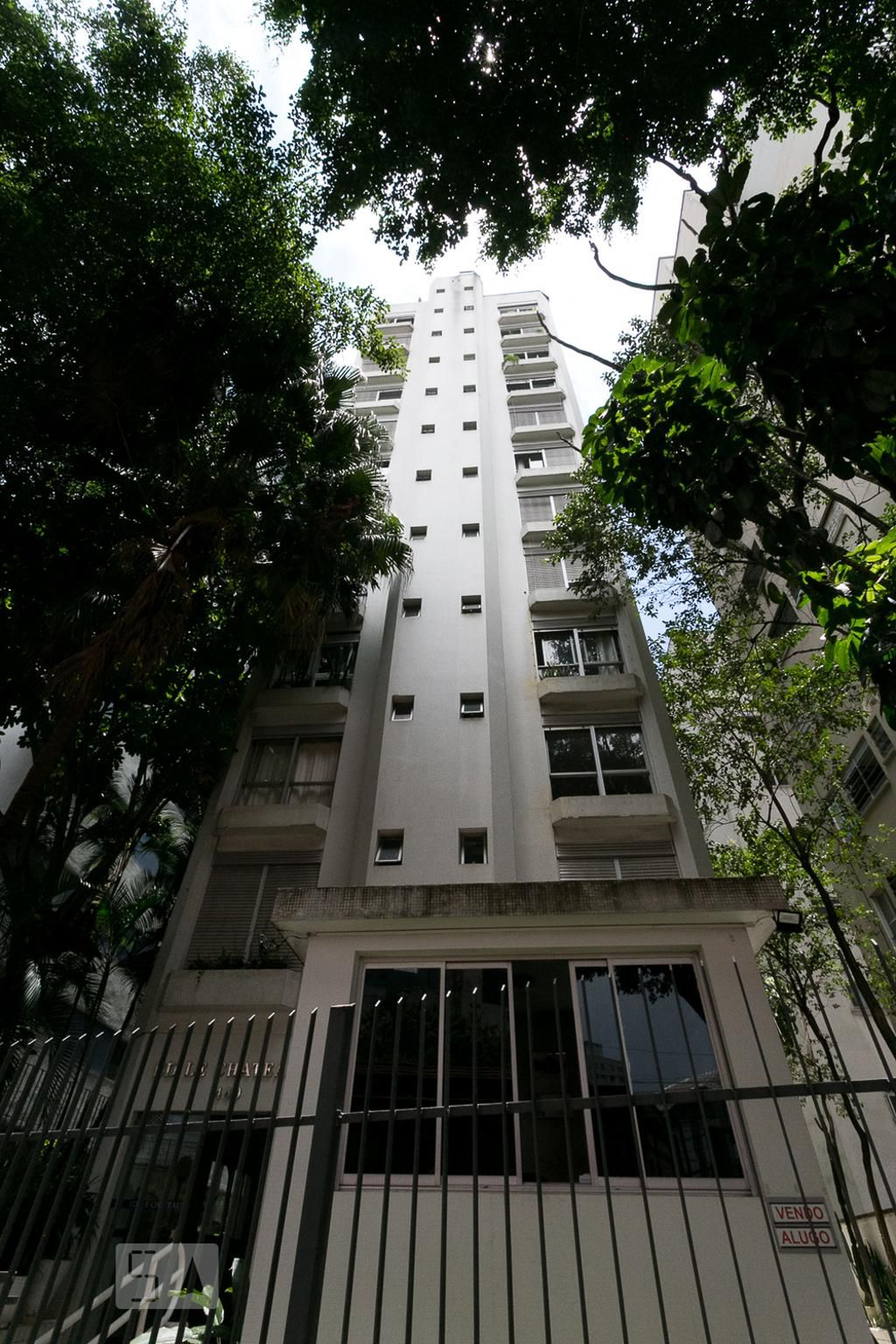 Fachada do Prédio Condomínio Le Chateau