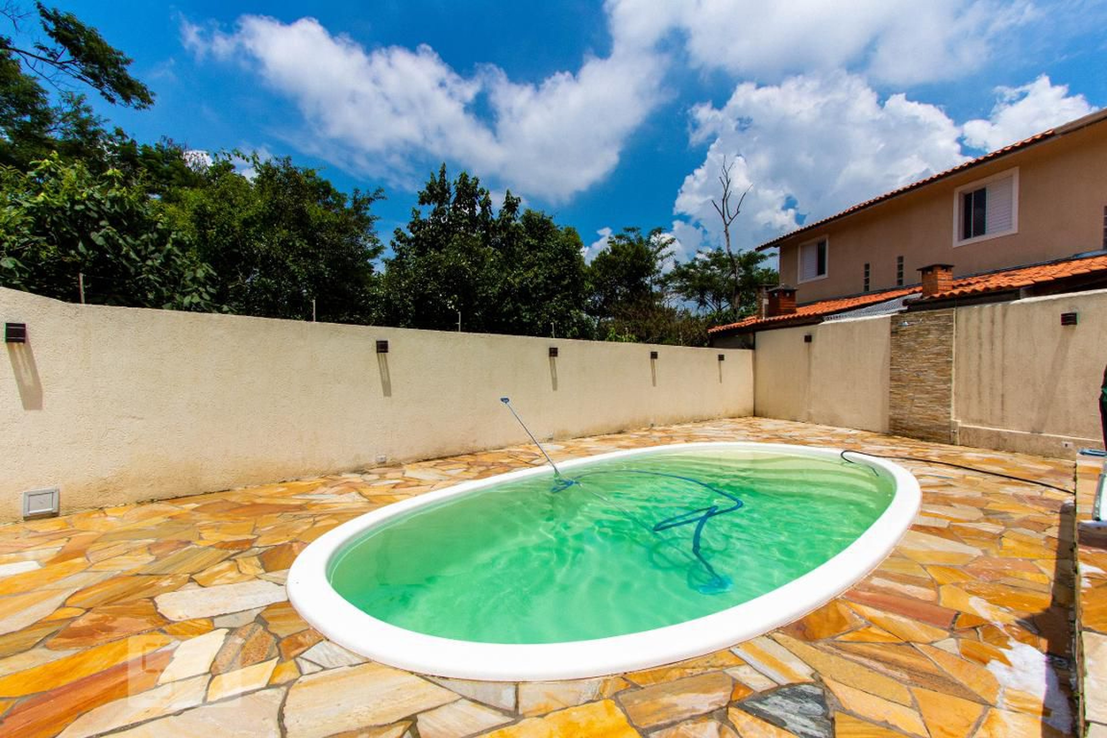 Piscina - Refúgio Cantagalo III