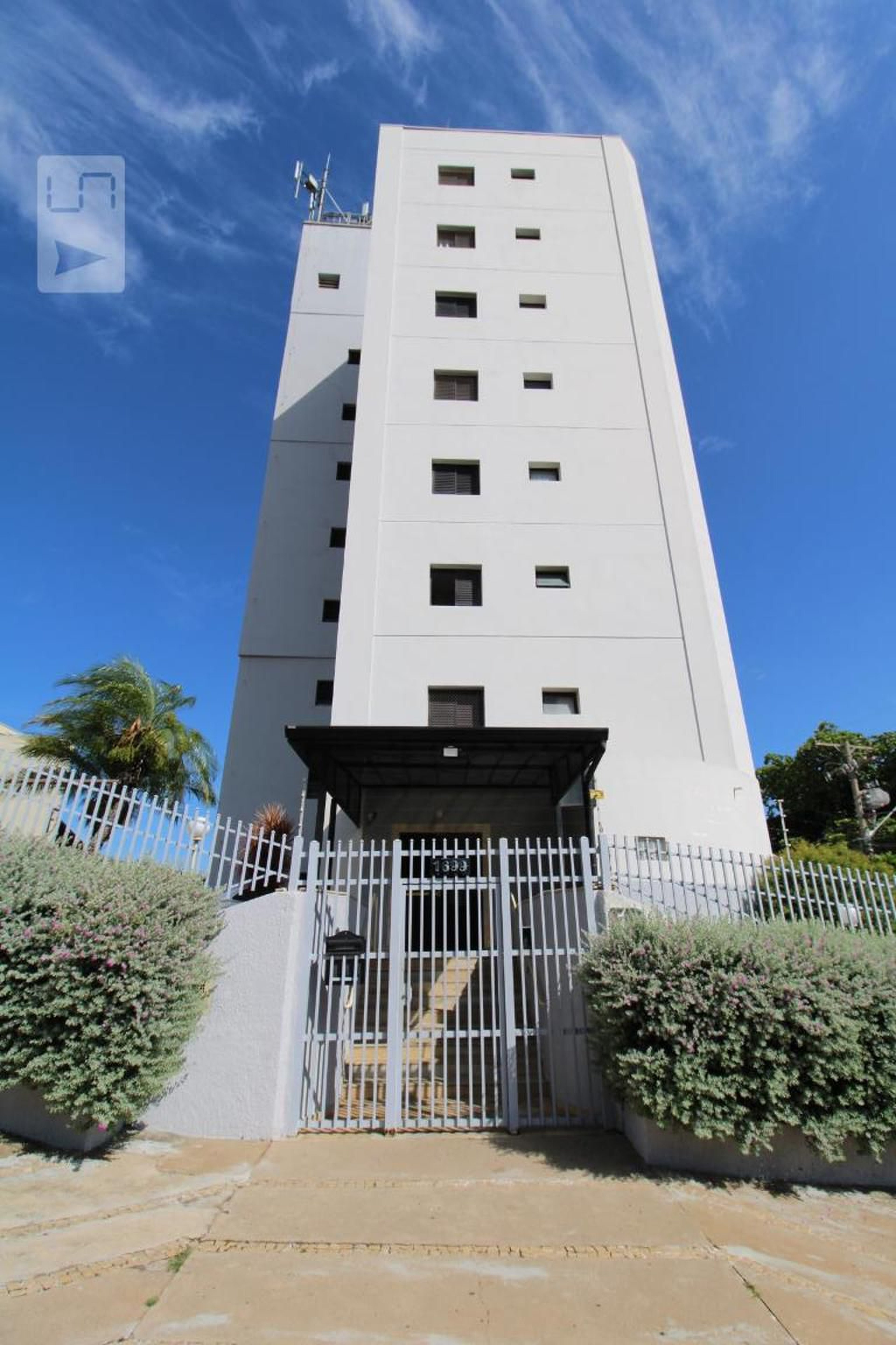 Fachada Edifício Iporã