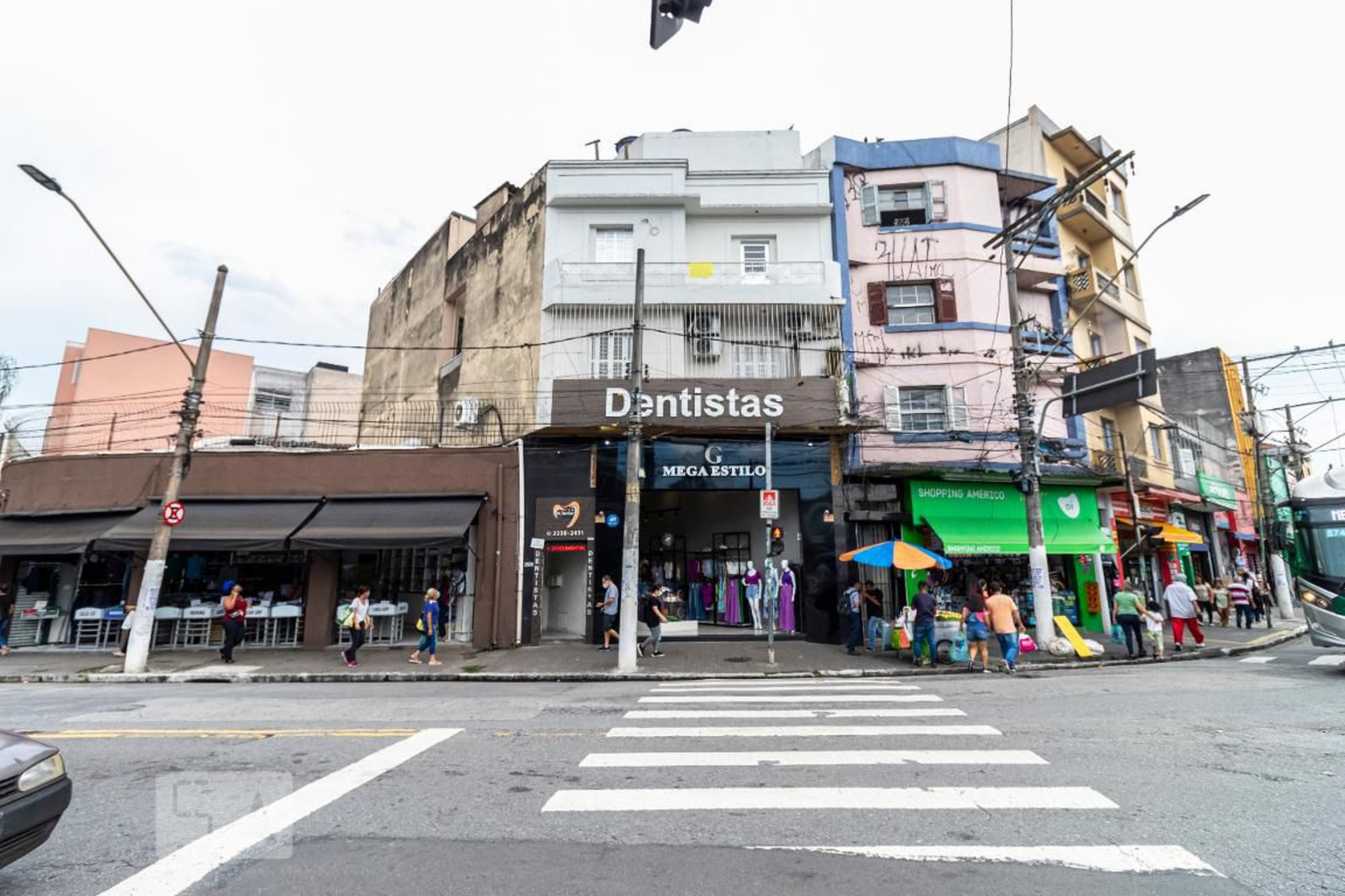 Fachada Condomínio em Rua Silva Bueno, 2530