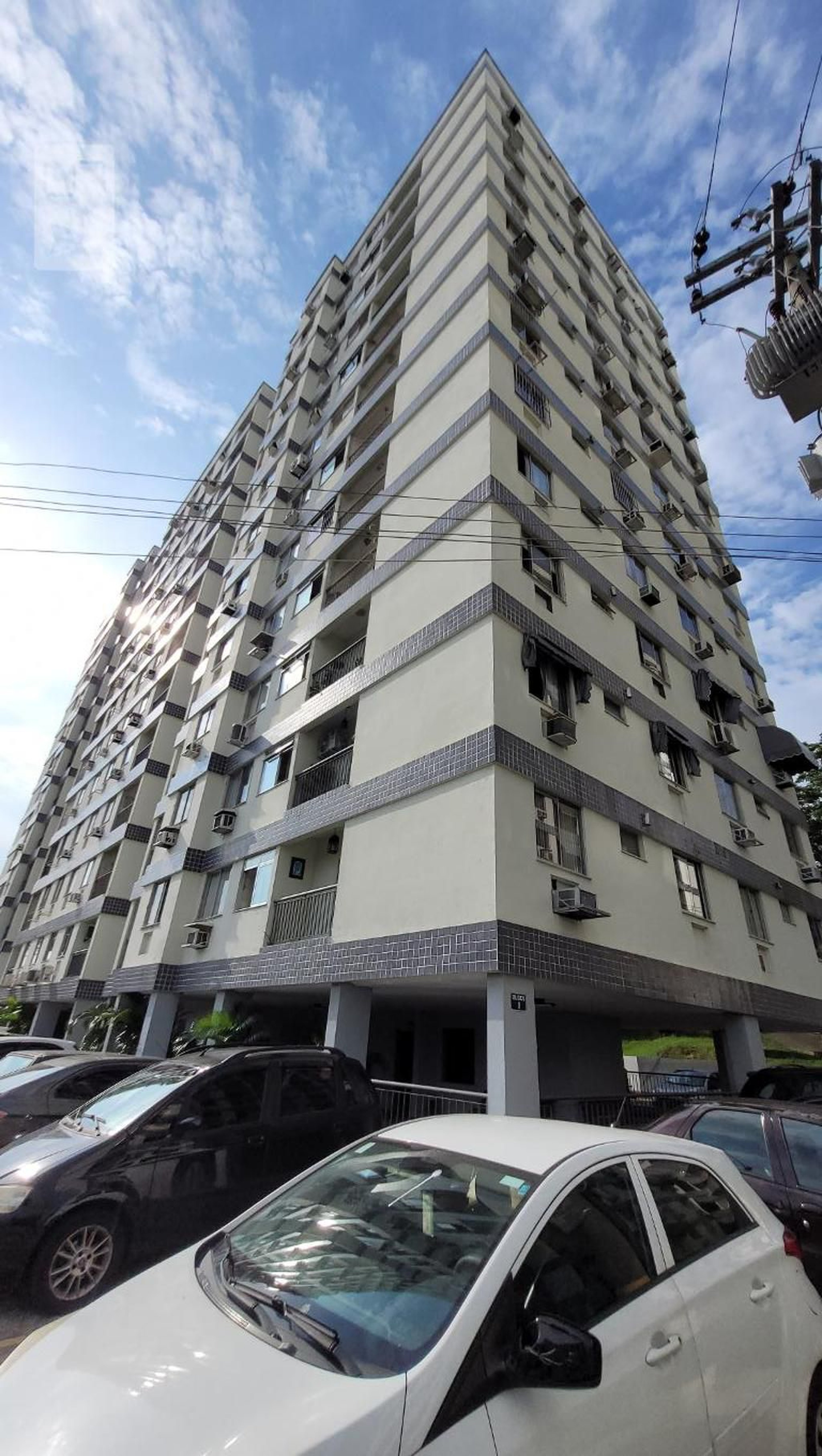 Fachada Condomínio em Rua Muniz Acquarone, 620