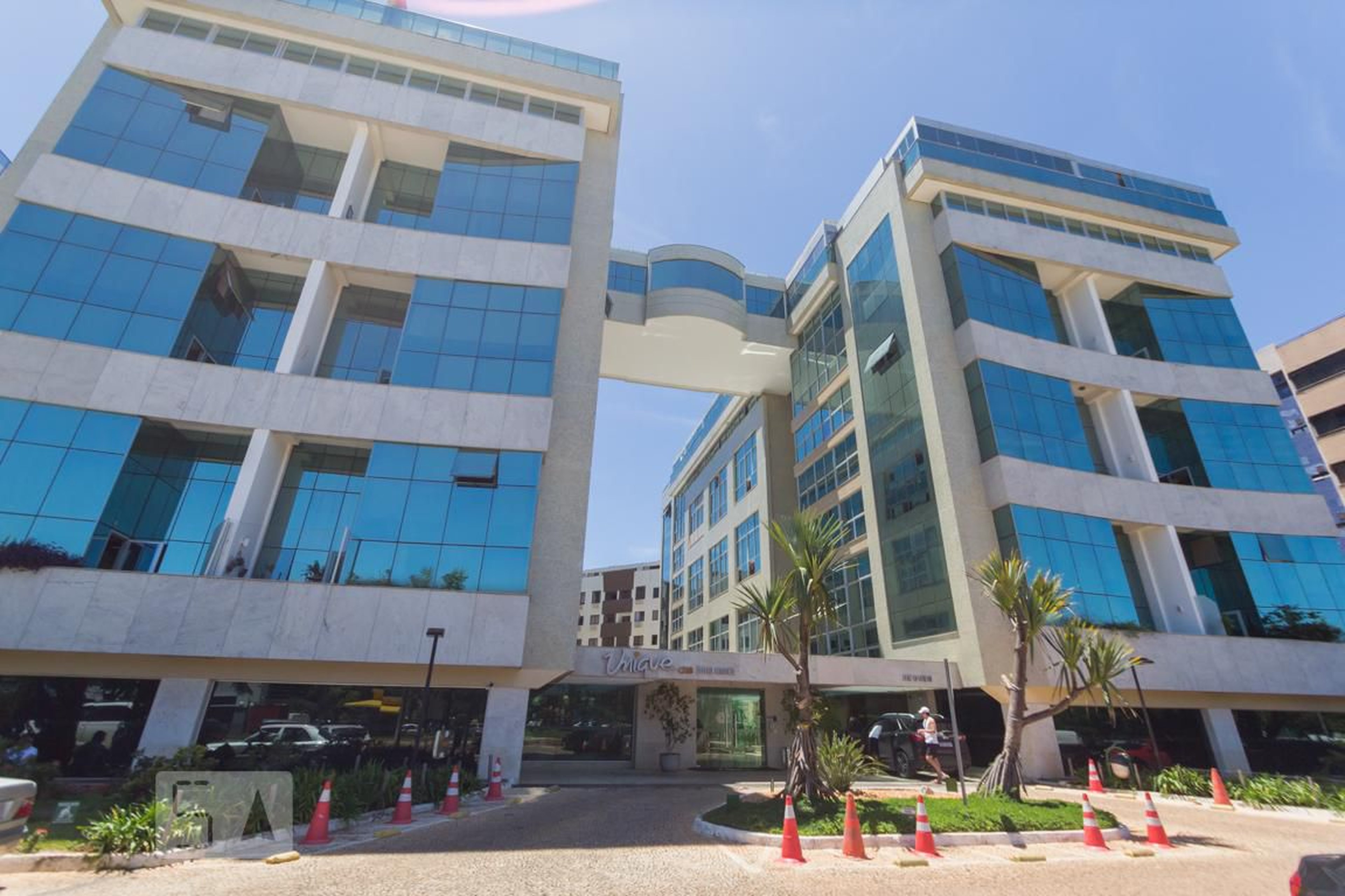 Fachada Condomínio em CCSW 2, 3