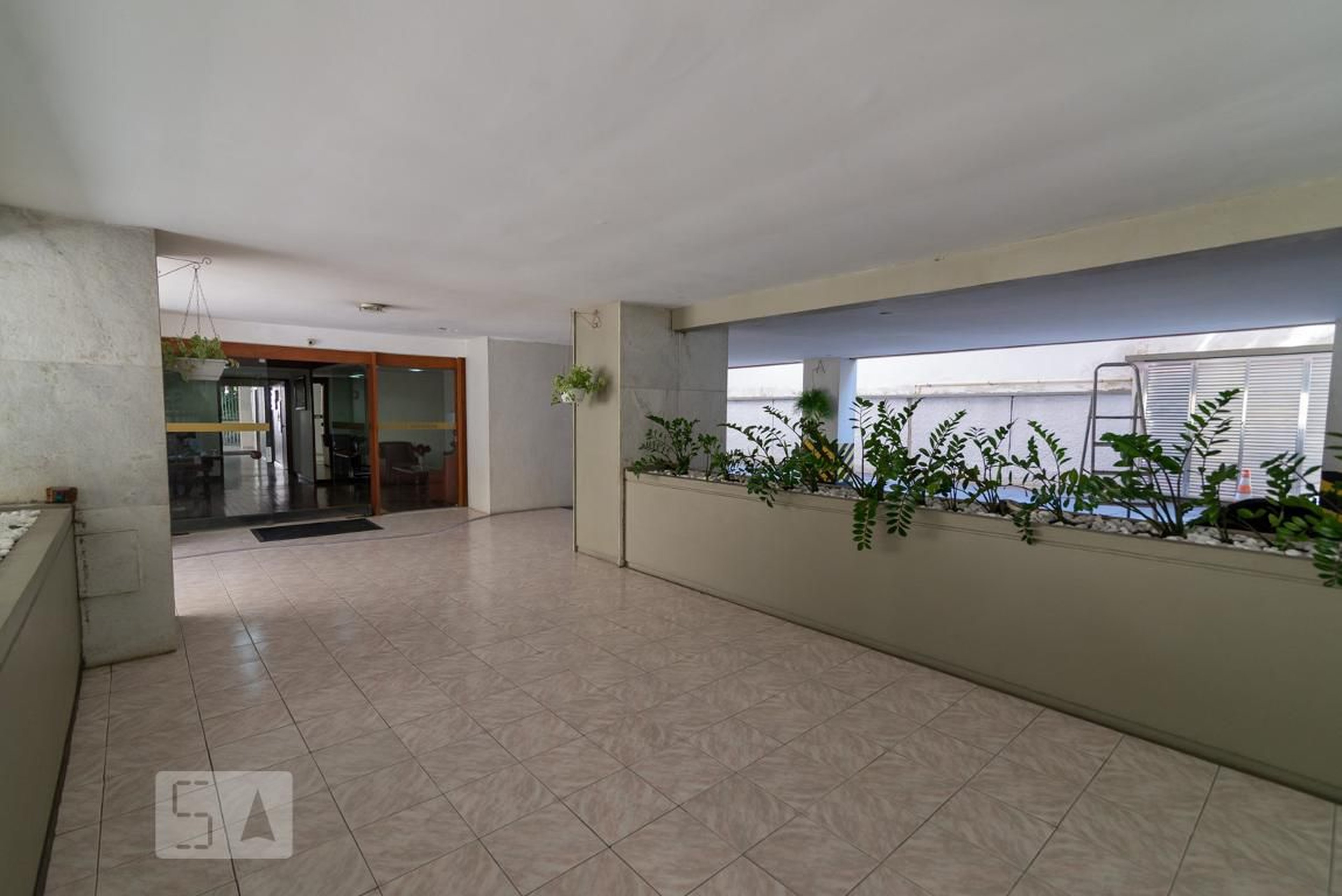 Hall de Entrada - Cascata Dourada