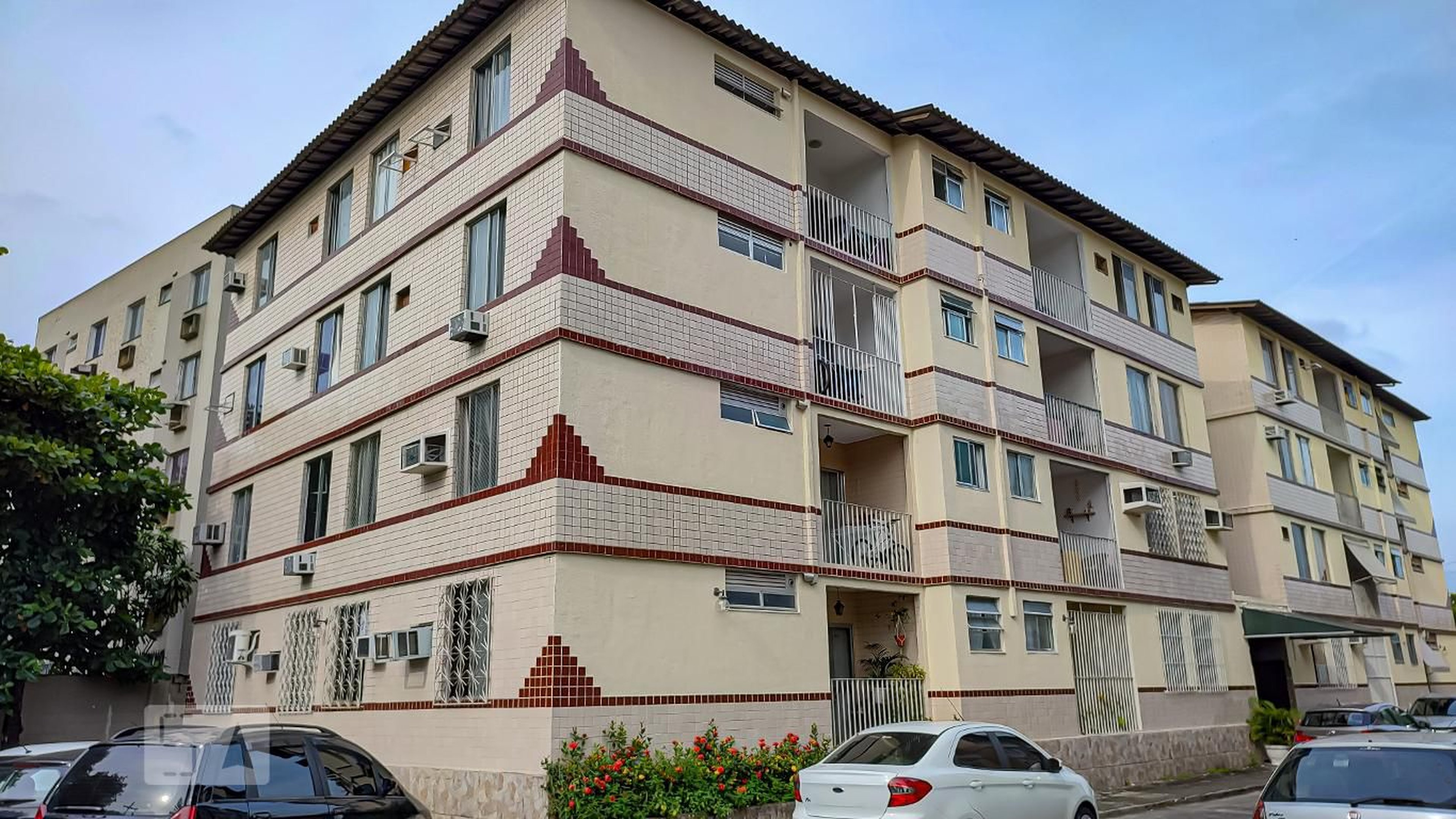 Fachada do Prédio Residencial Professor Henrique Costa