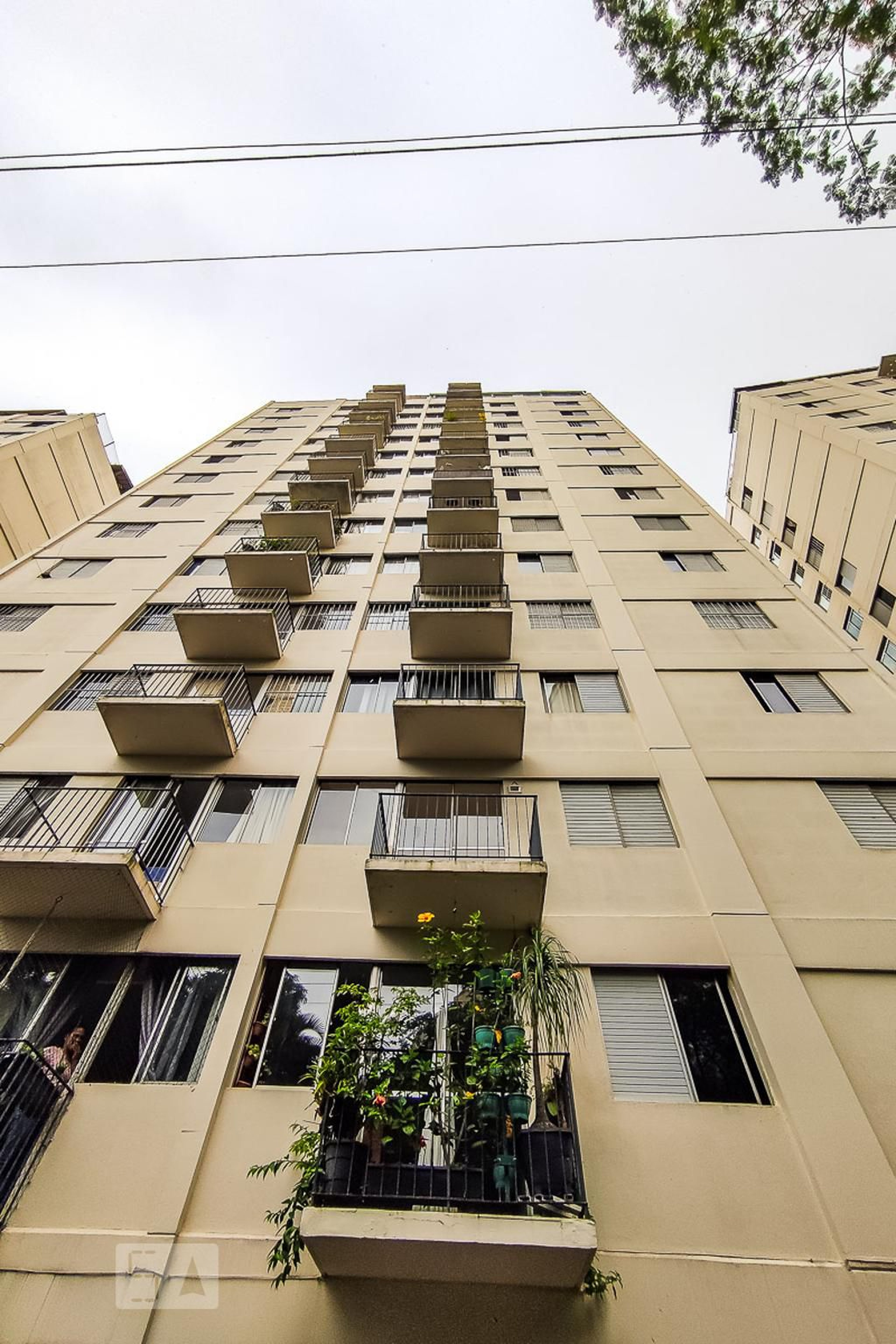 Fachada Condomínio em Avenida Doutor Guilherme Dumont Vilares, 1366