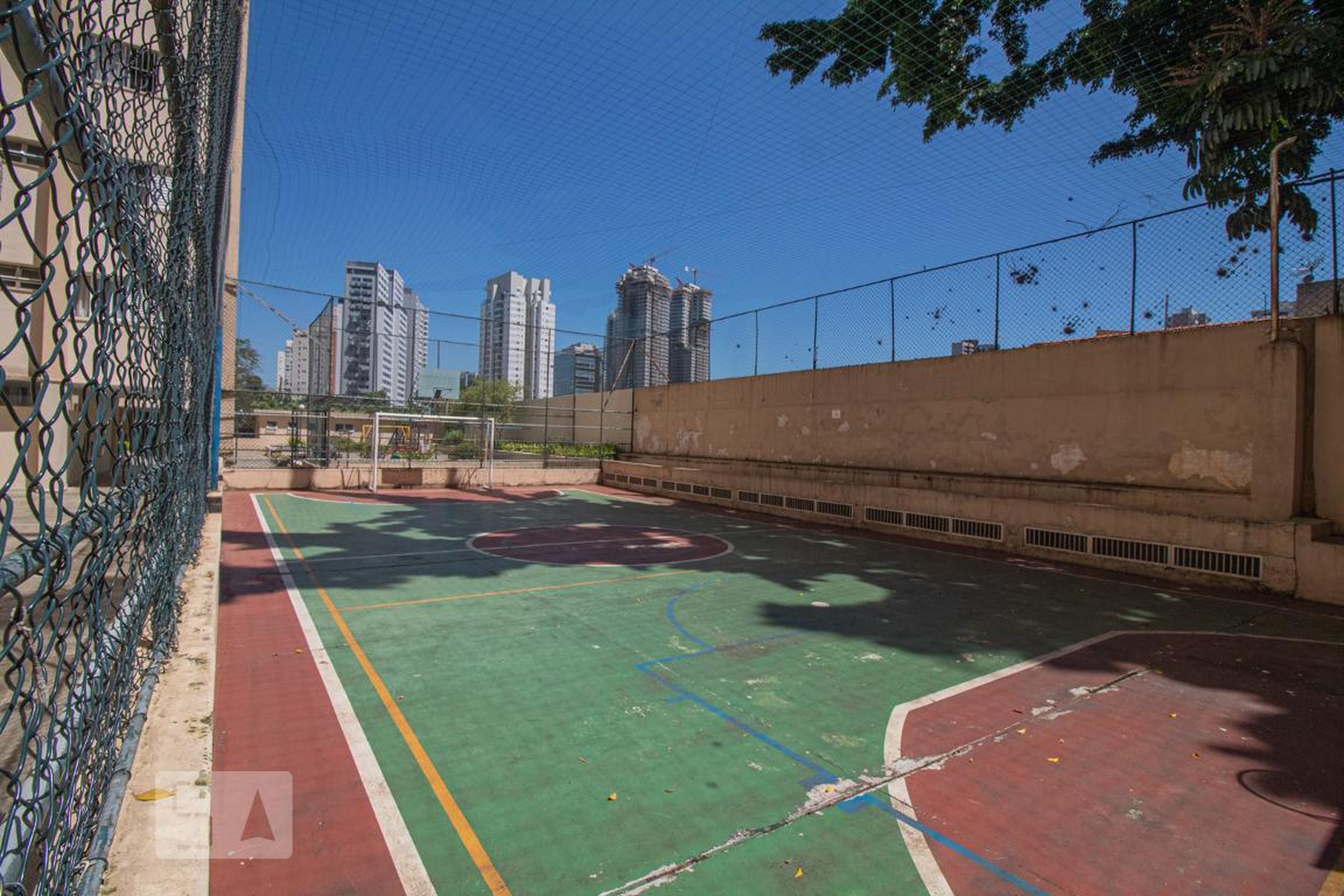 Quadra Esportiva - Villa das Rosas