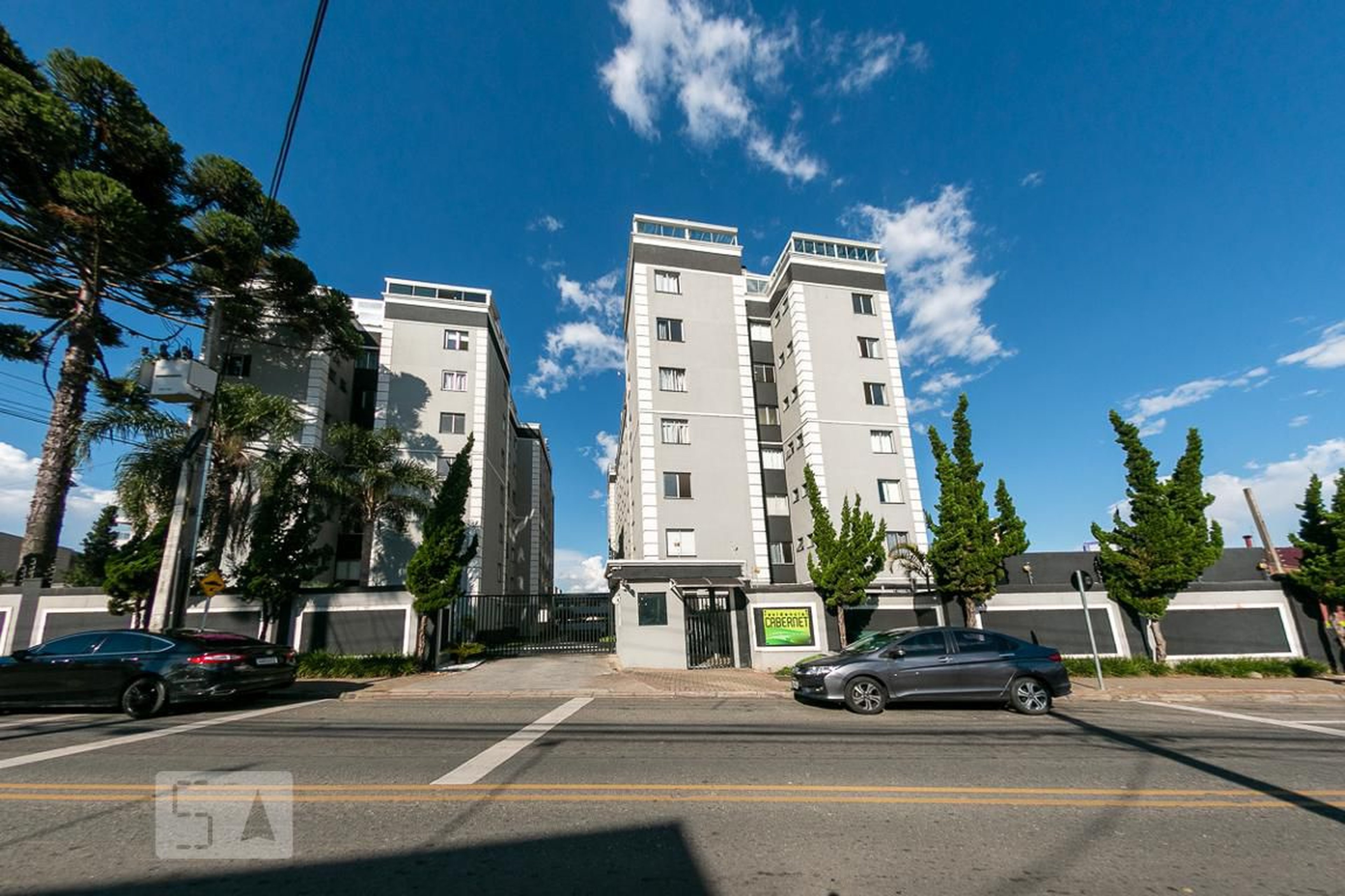 Fachada do Condomínio Residencial Cabernet