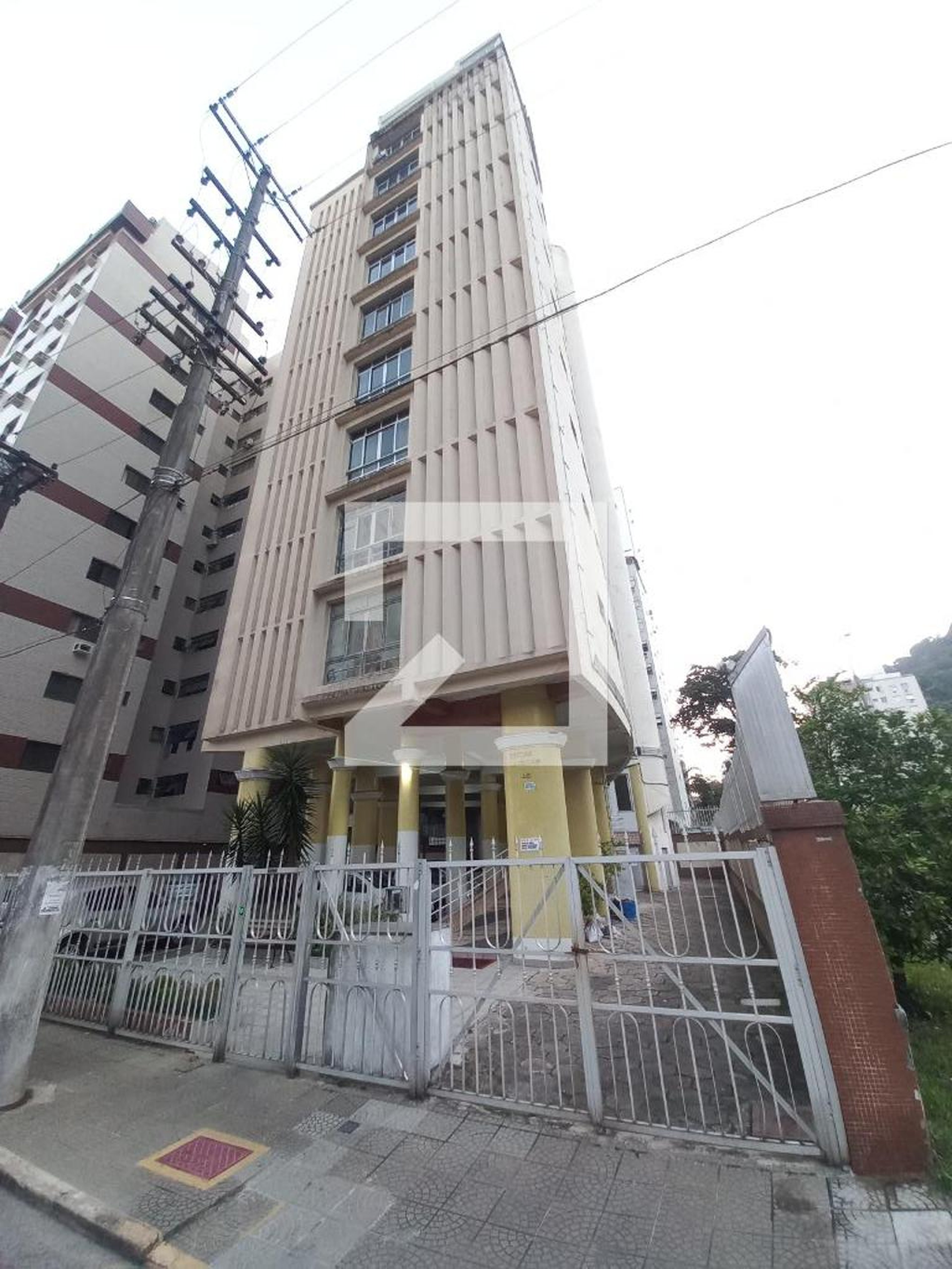 Fachada do Prédio Condomínio Treze Listas