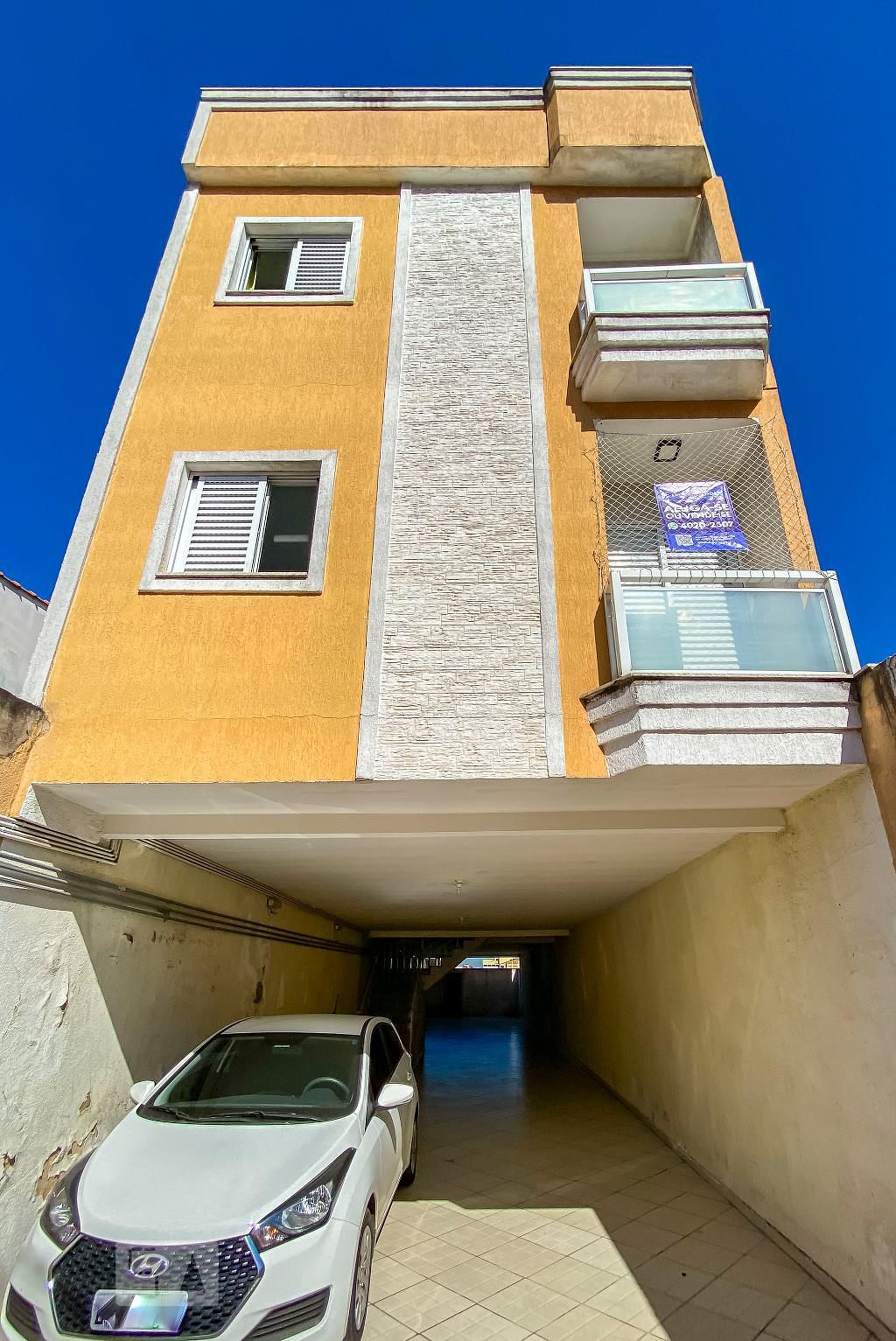 Fachada Condomínio em Rua Sud Menucci, 615