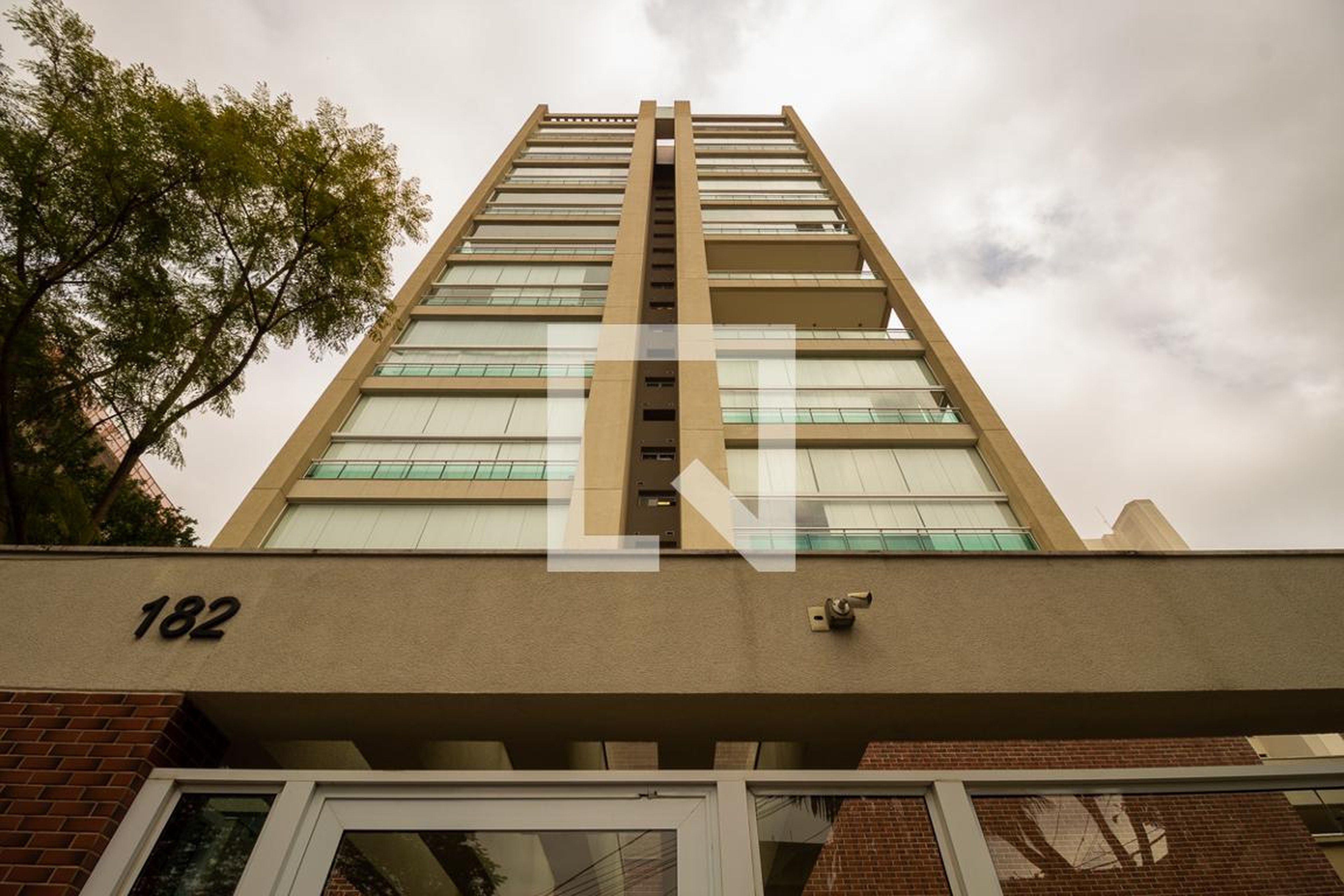 Fachada Condomínio Vila Mariana