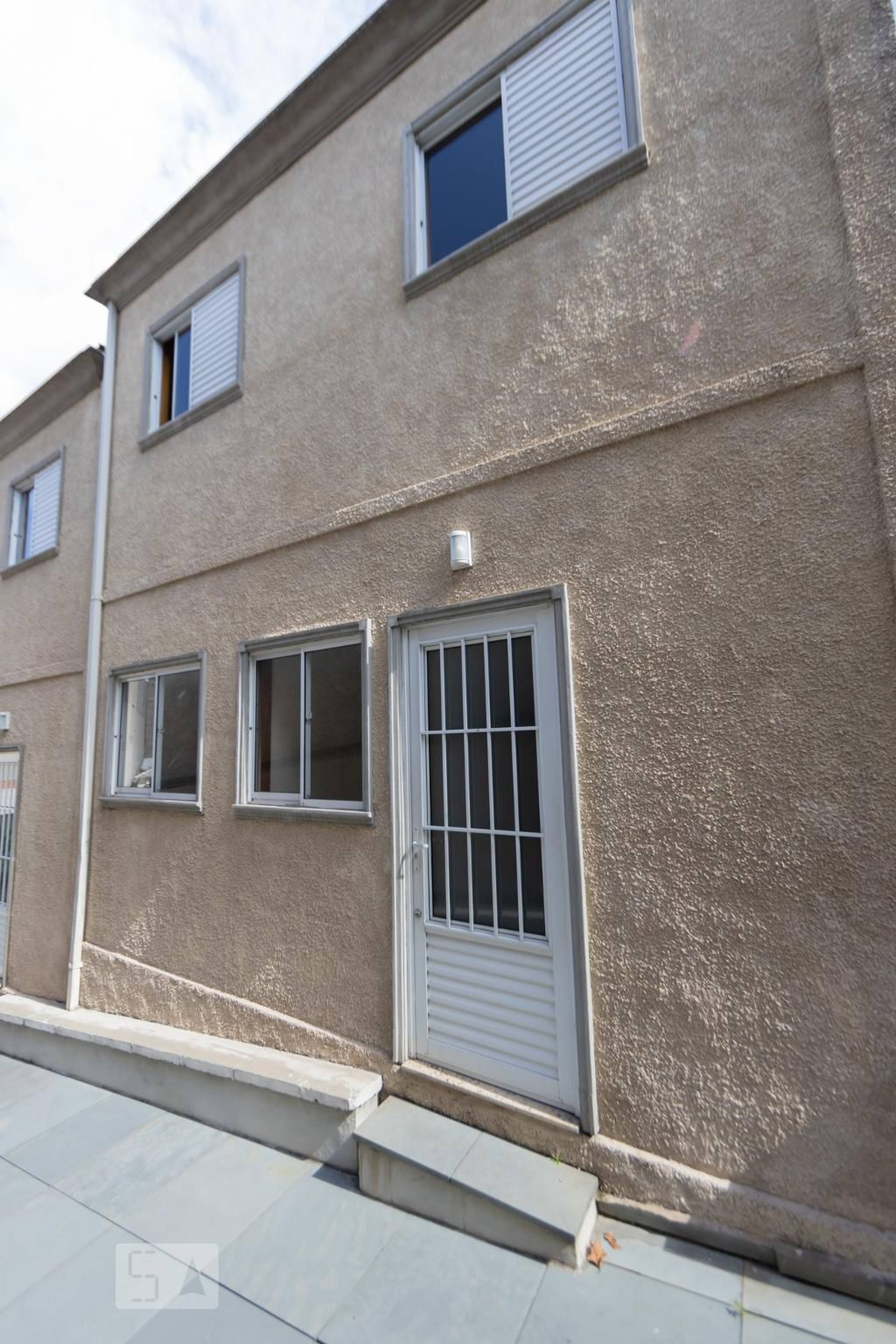 Fachada Condomínio em Rua Matusalém Matoso, 387