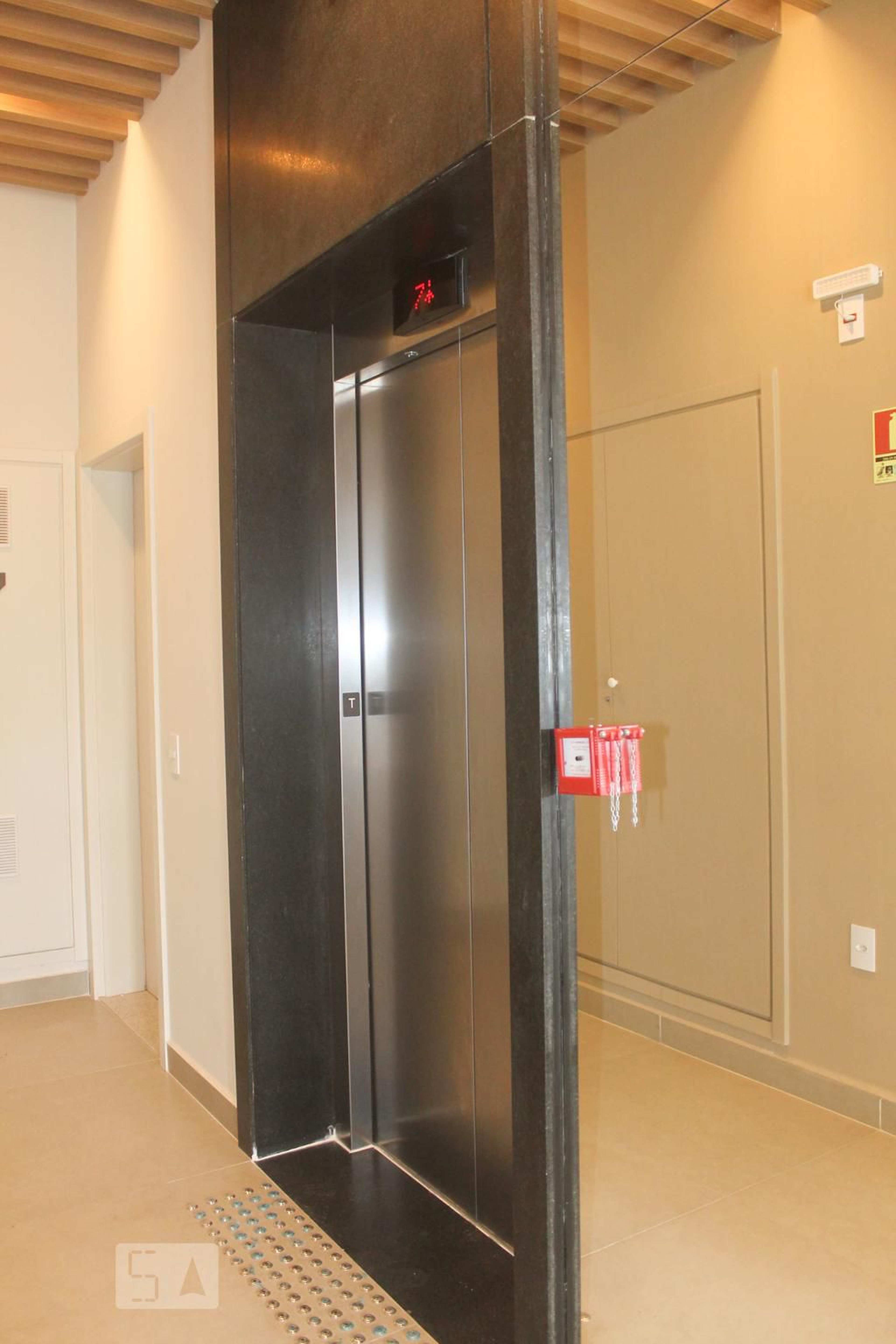 Elevador - Grand Guanabara