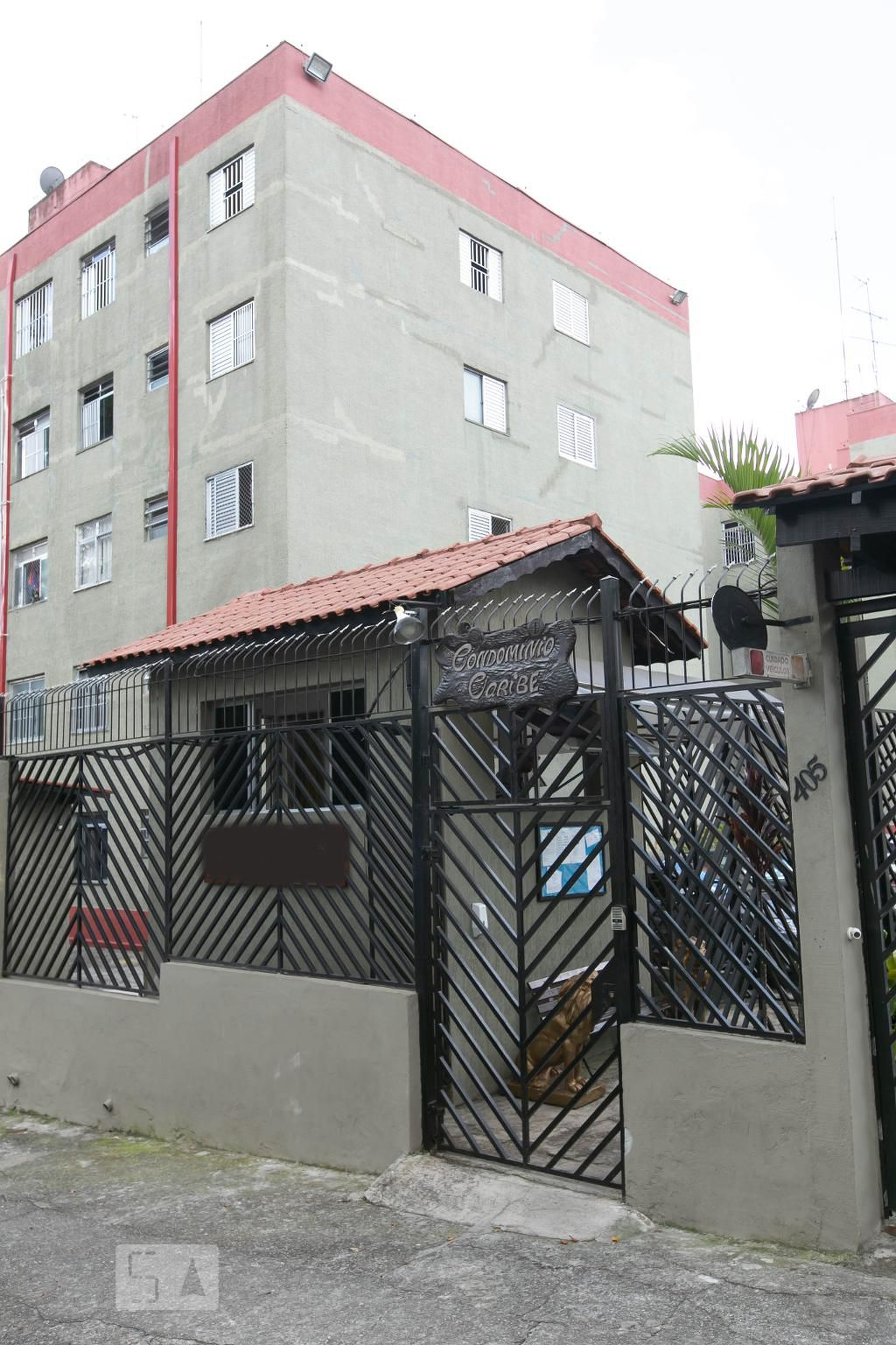 Fachada do Condomínio Condomínio Caribe