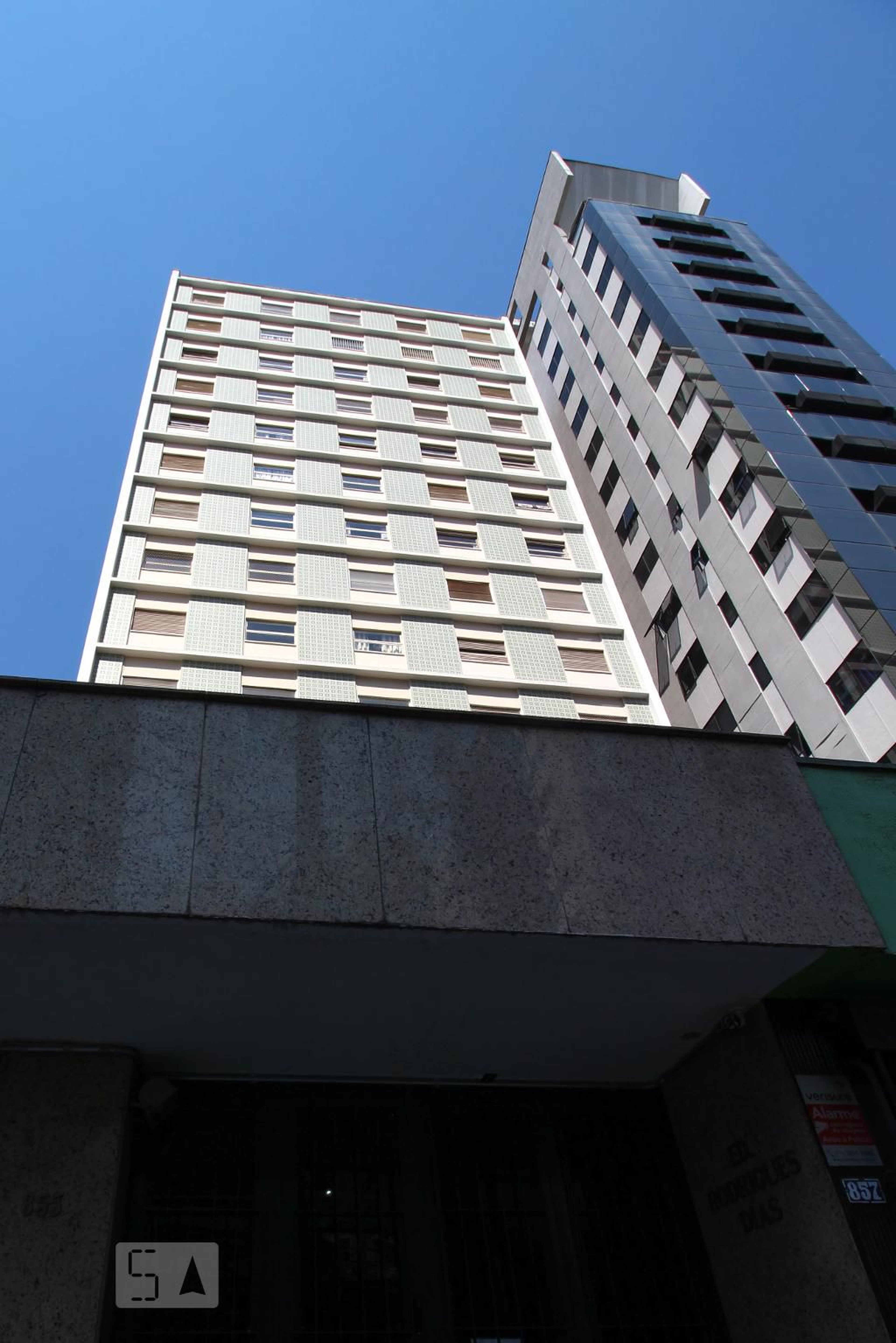 Fachada do Prédio Condomínio Rodrigues Dias