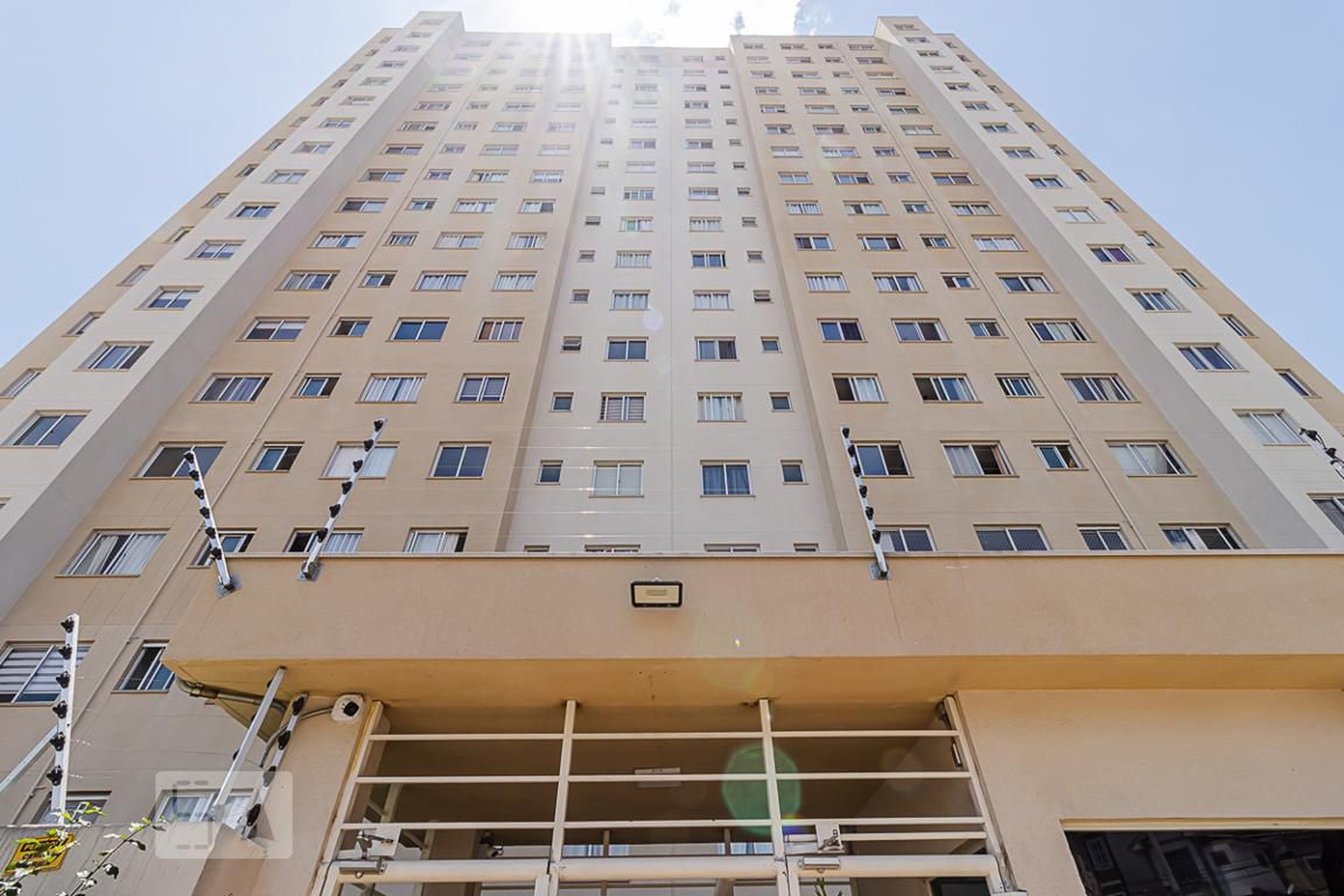 Fachada Condomínio em Rua Dona Ana Neri, 1349