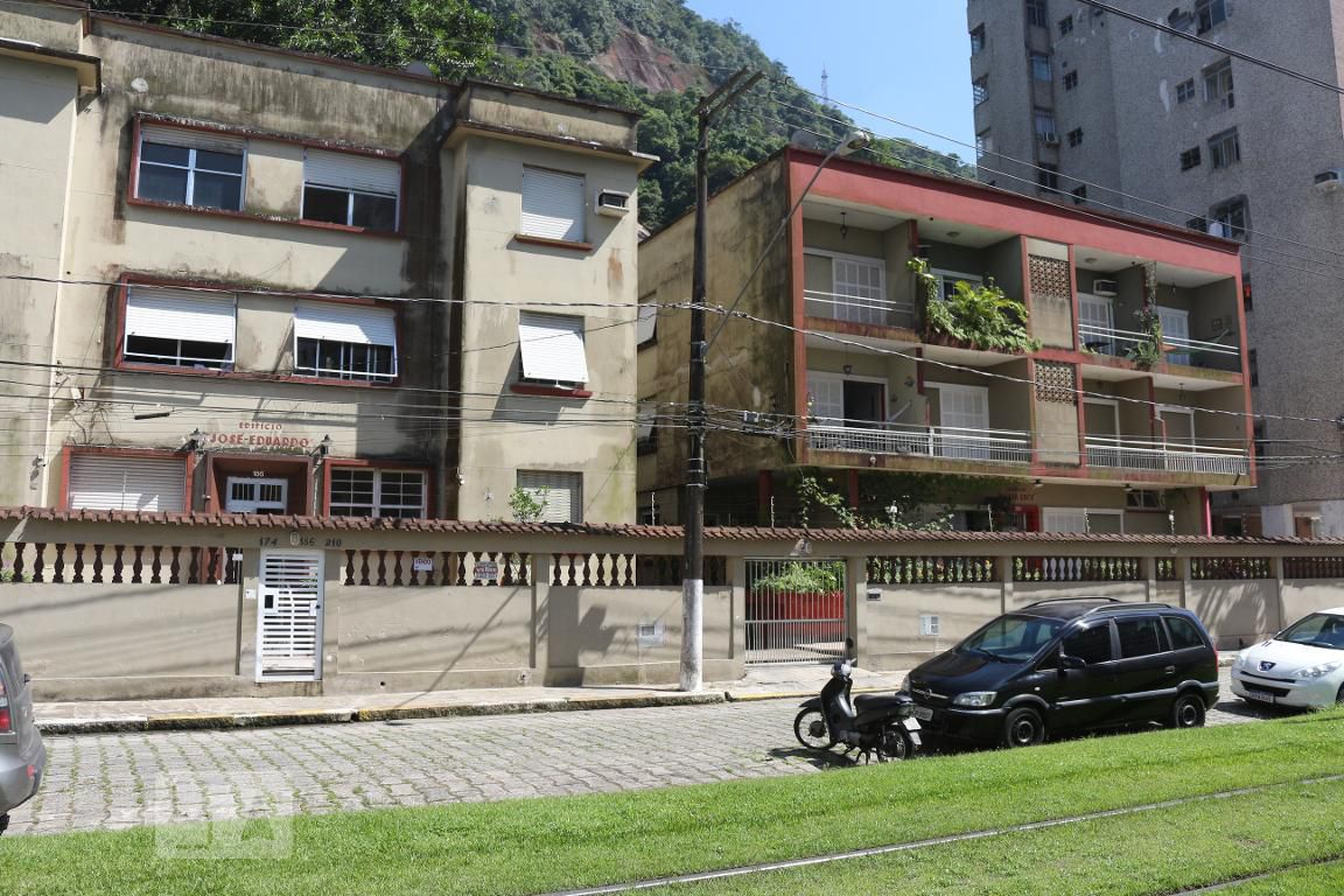 Fachada do Prédio Condomínio Maria Lucia