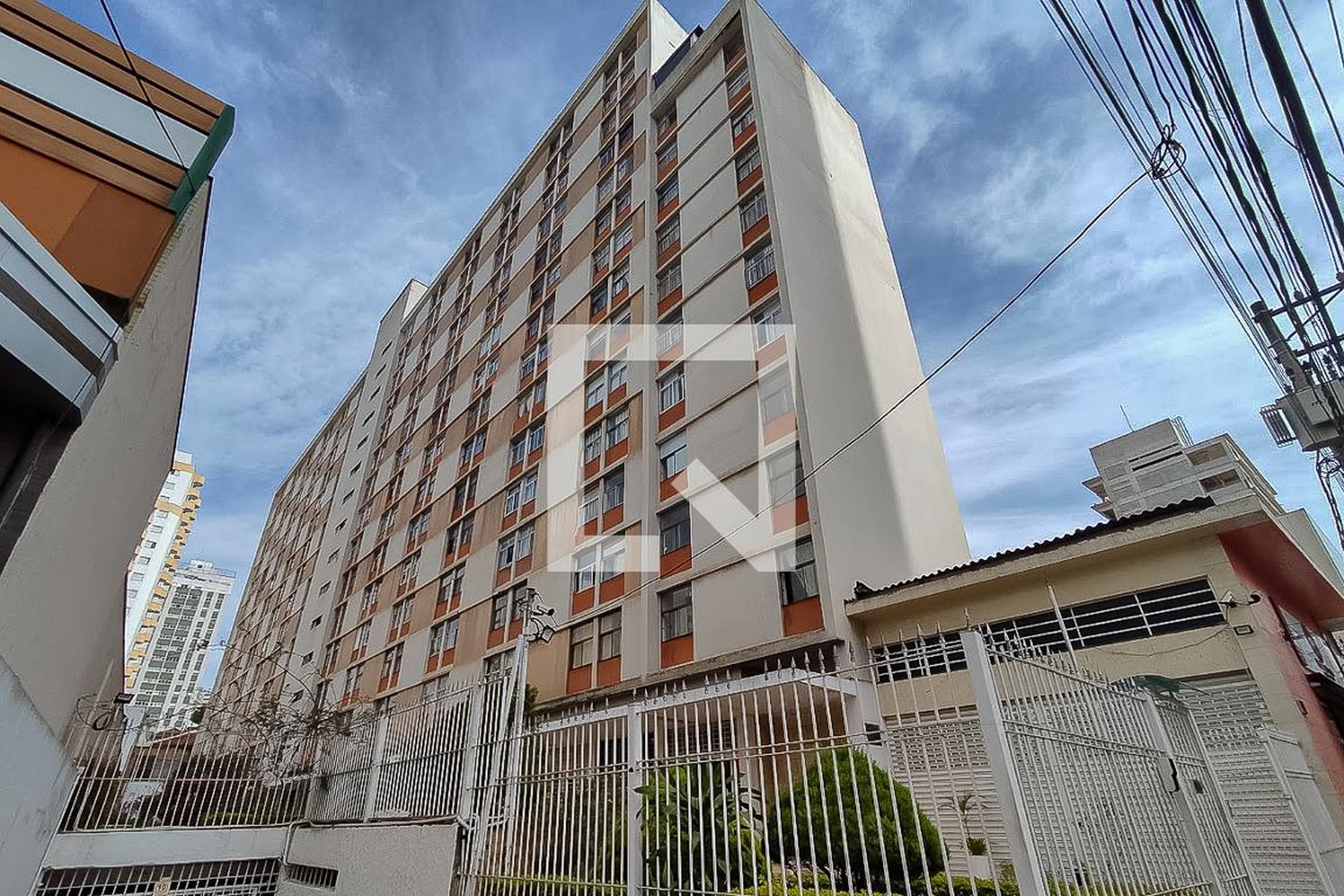 Fachada Condomínio em Rua José Getúlio, 604