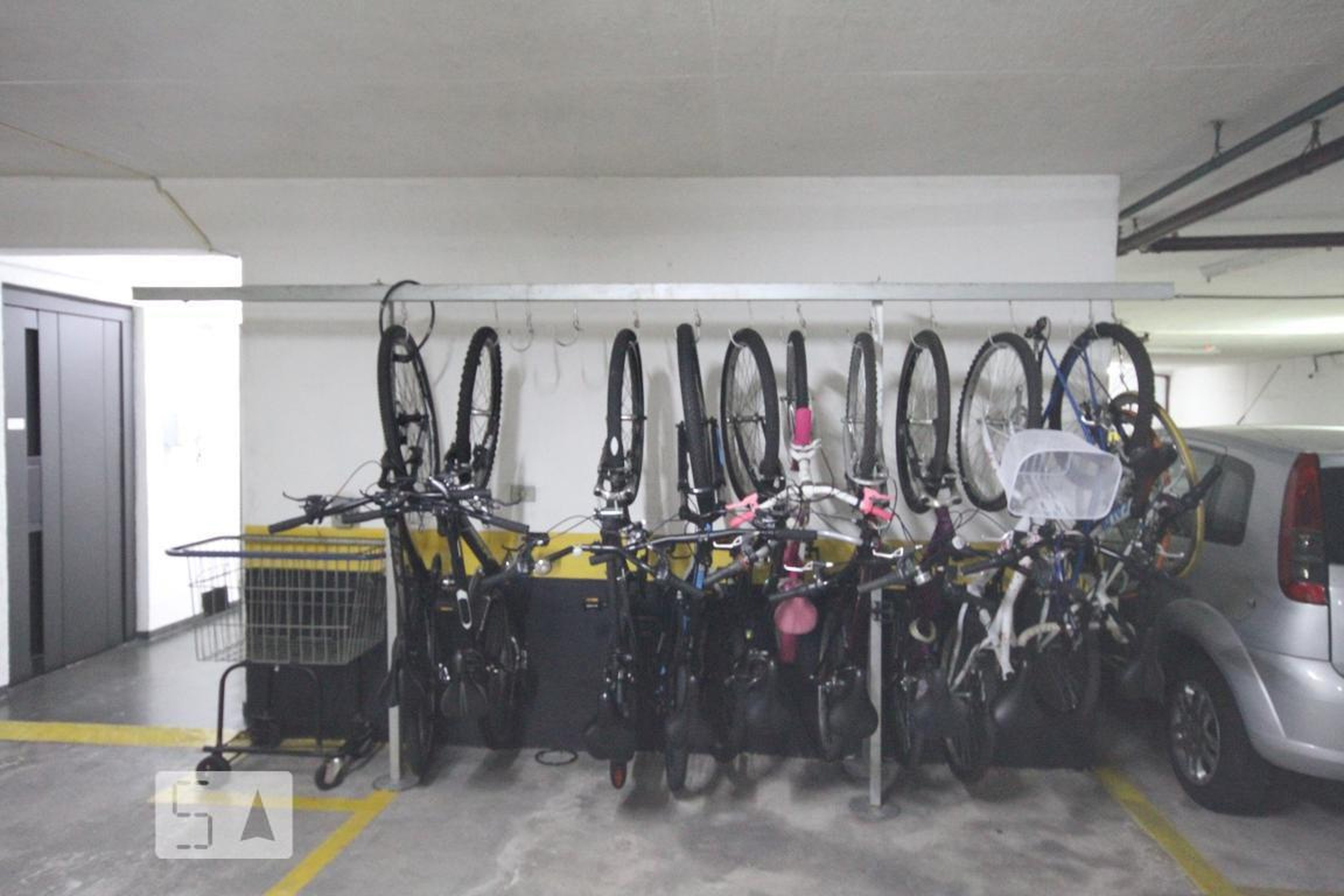 Bicicletario - Edifício Delphos