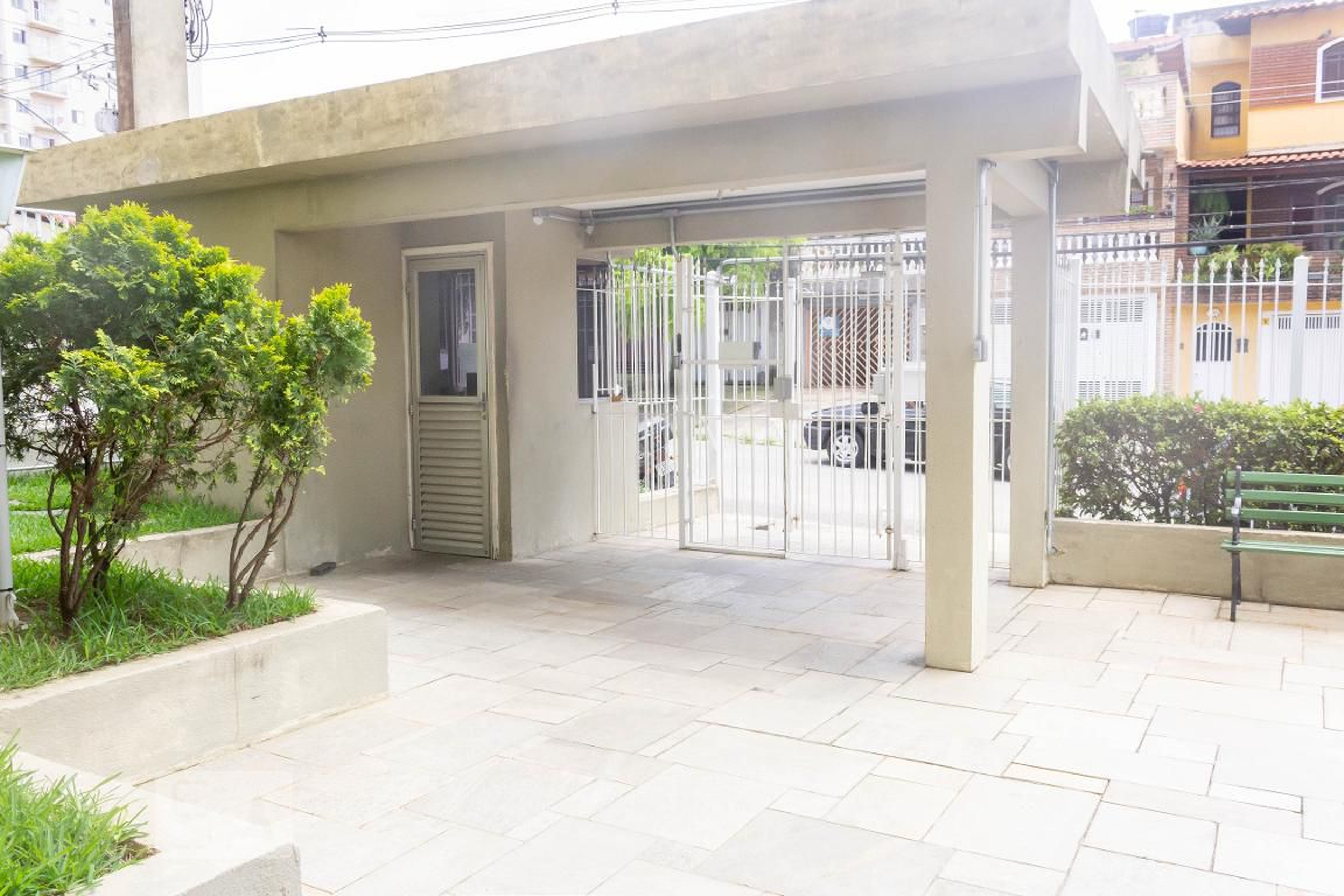 Entrada - Edificio Gabriela