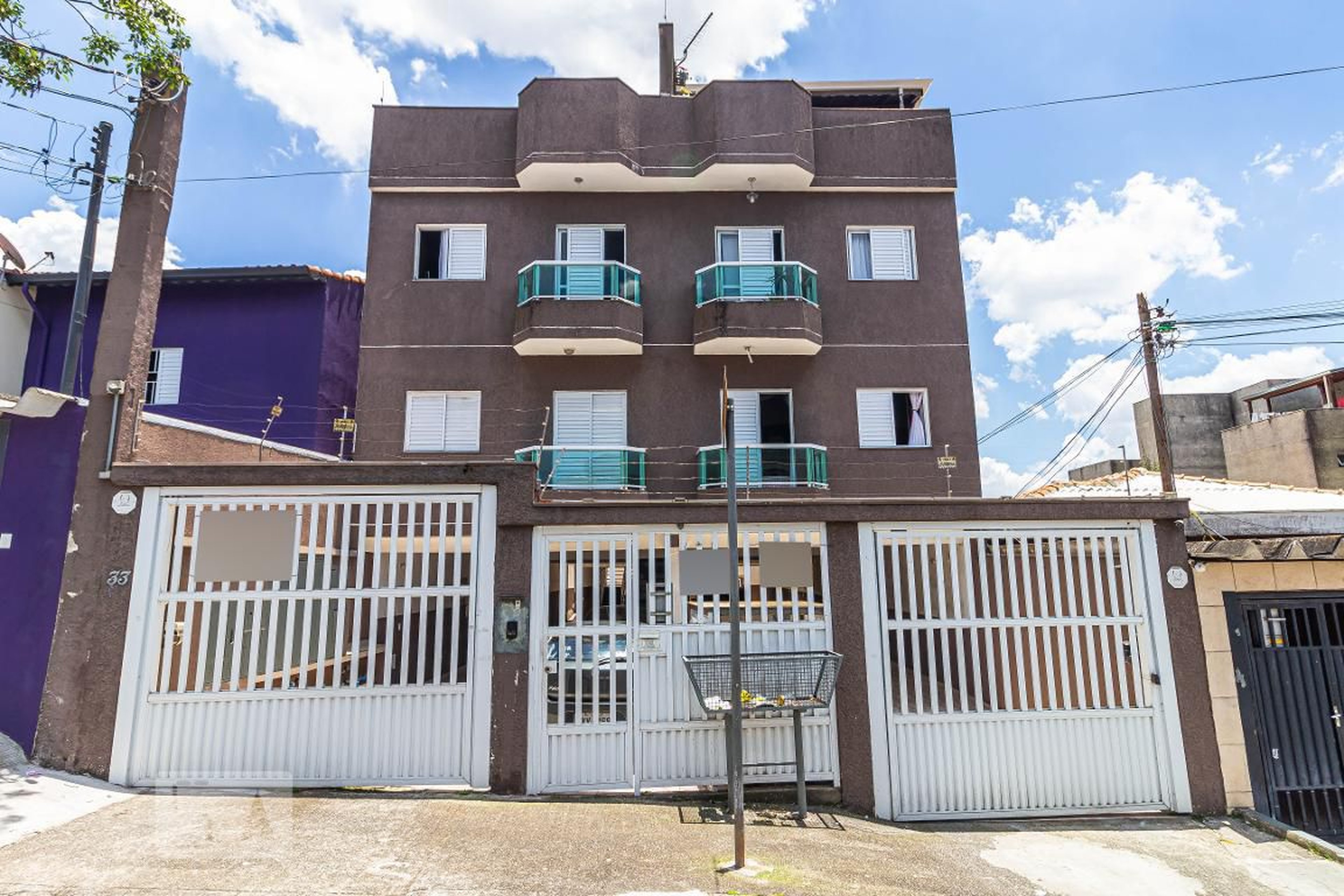 Fachada do Prédio Condomínio em Rua Catarina Maria, 33