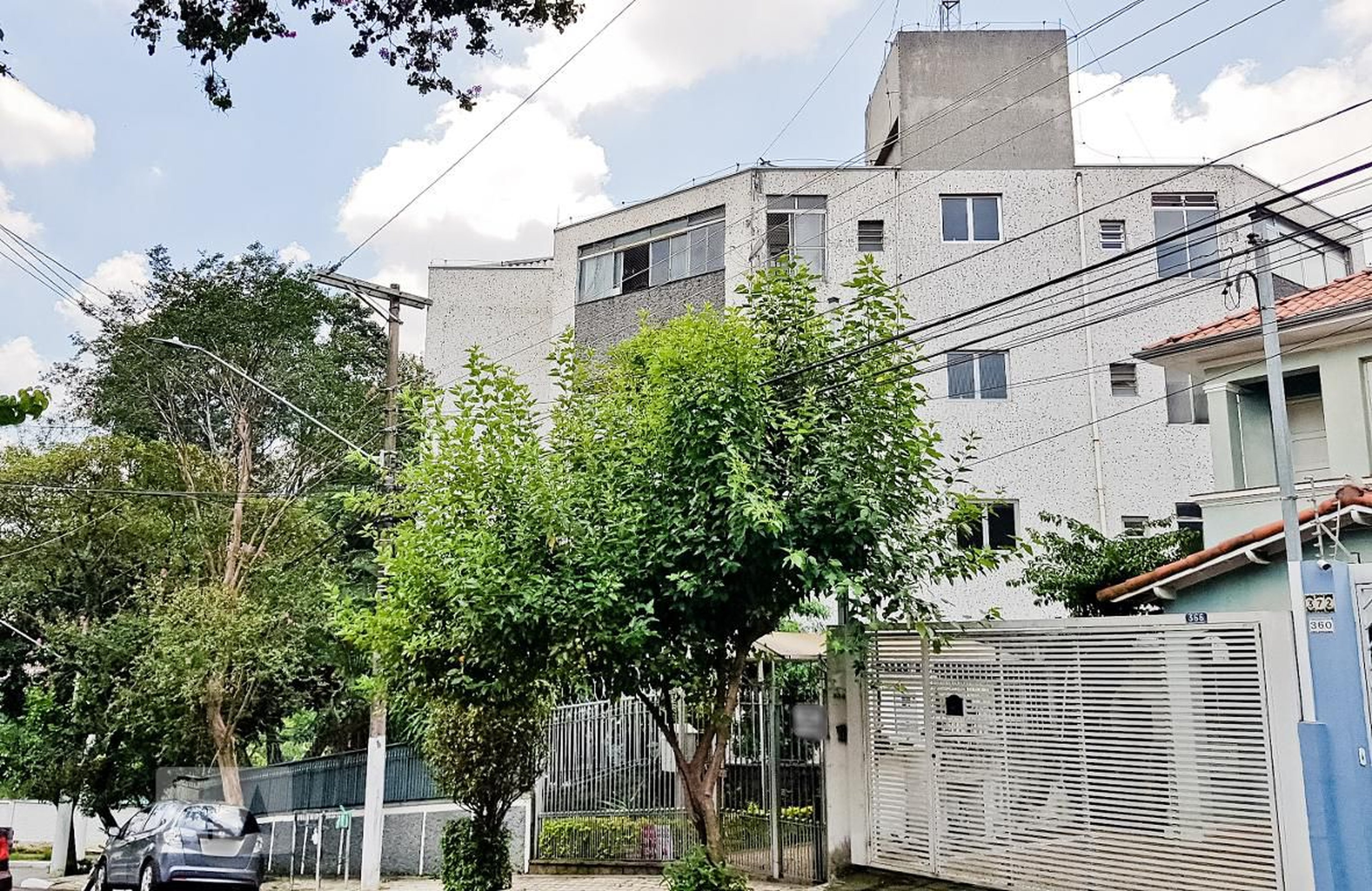 Fachada Condomínio em Rua Cataguases, 382