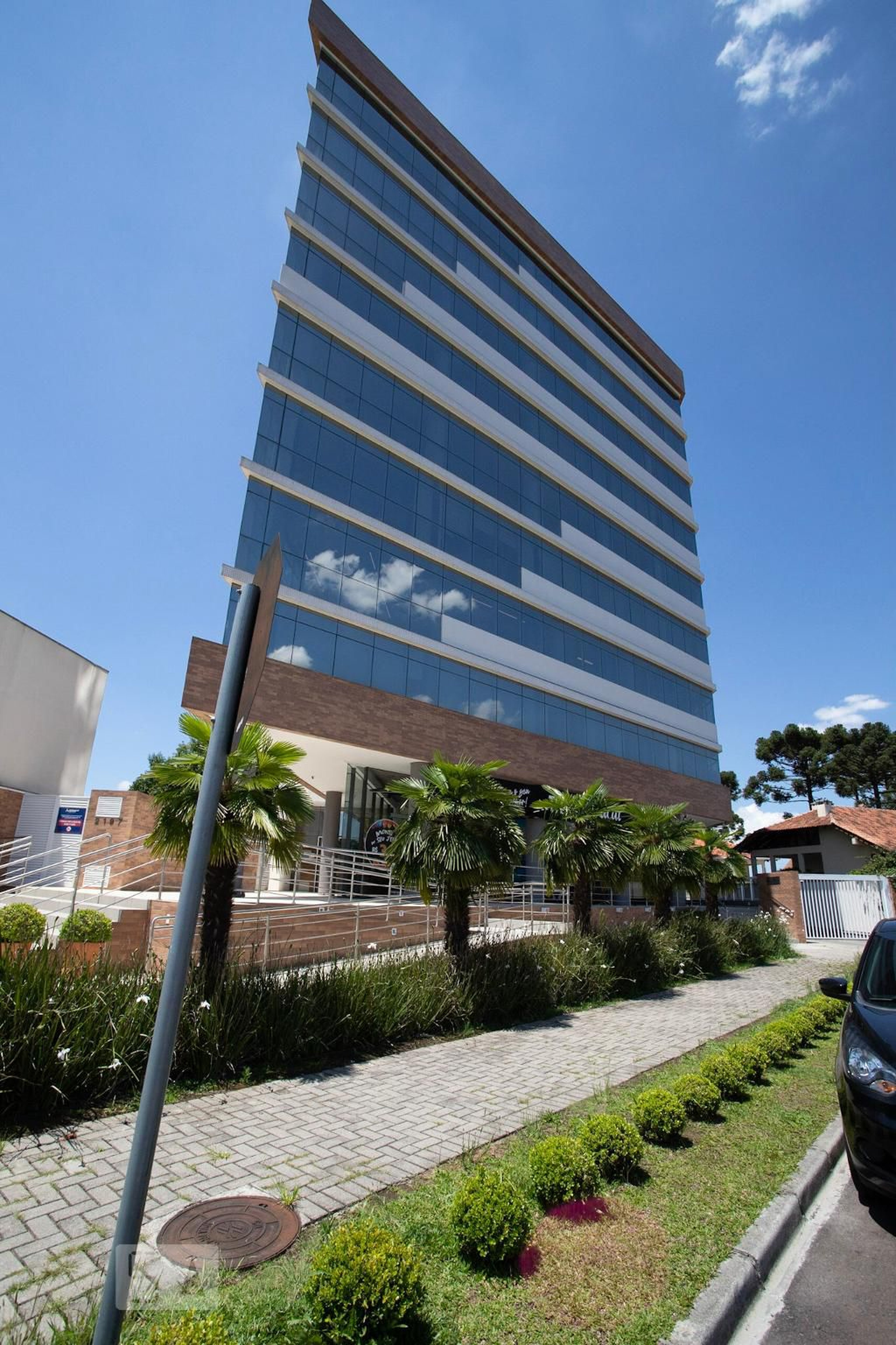 Fachada Condomínio Torre Van Gogh