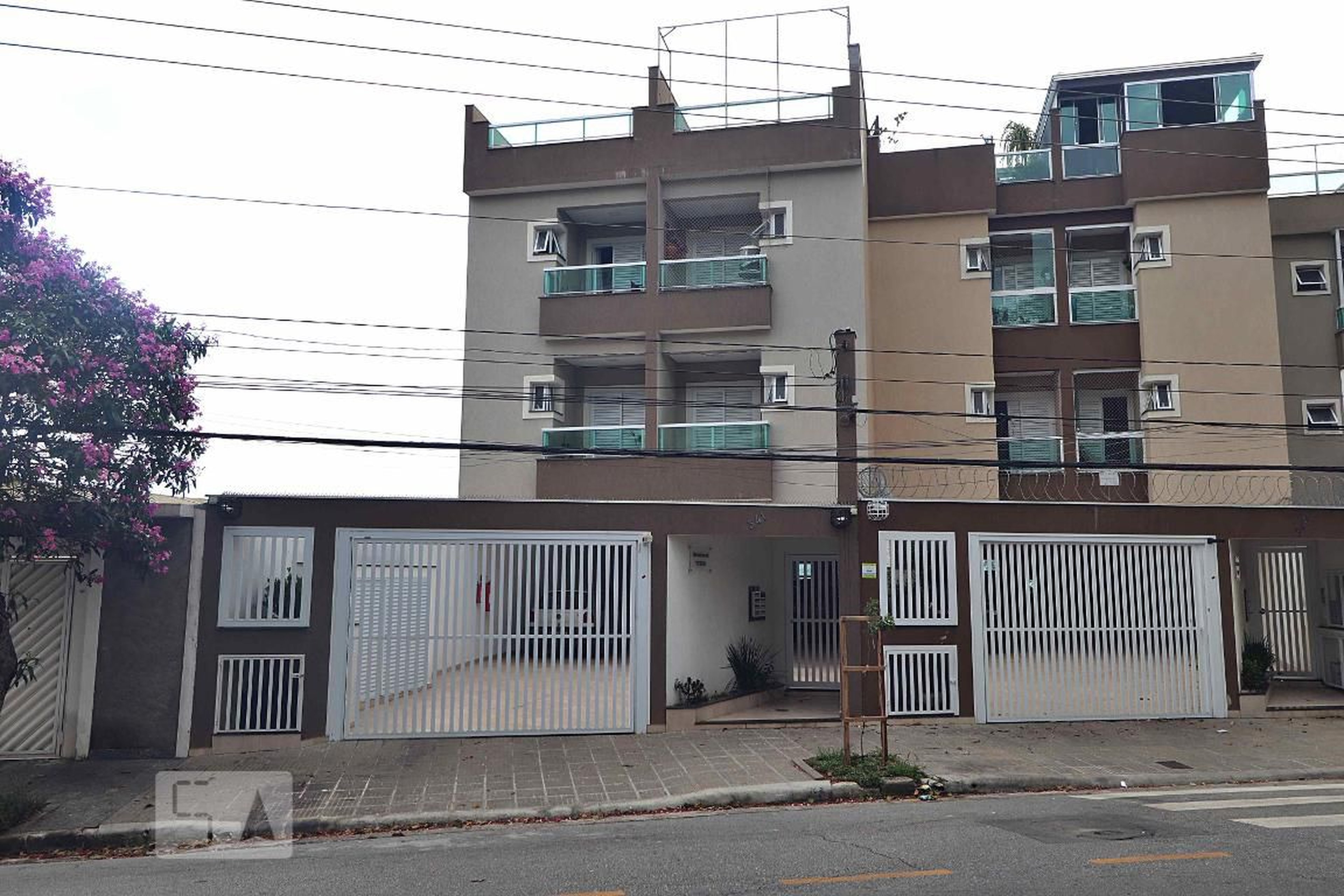 Fachada Residencial Tokio