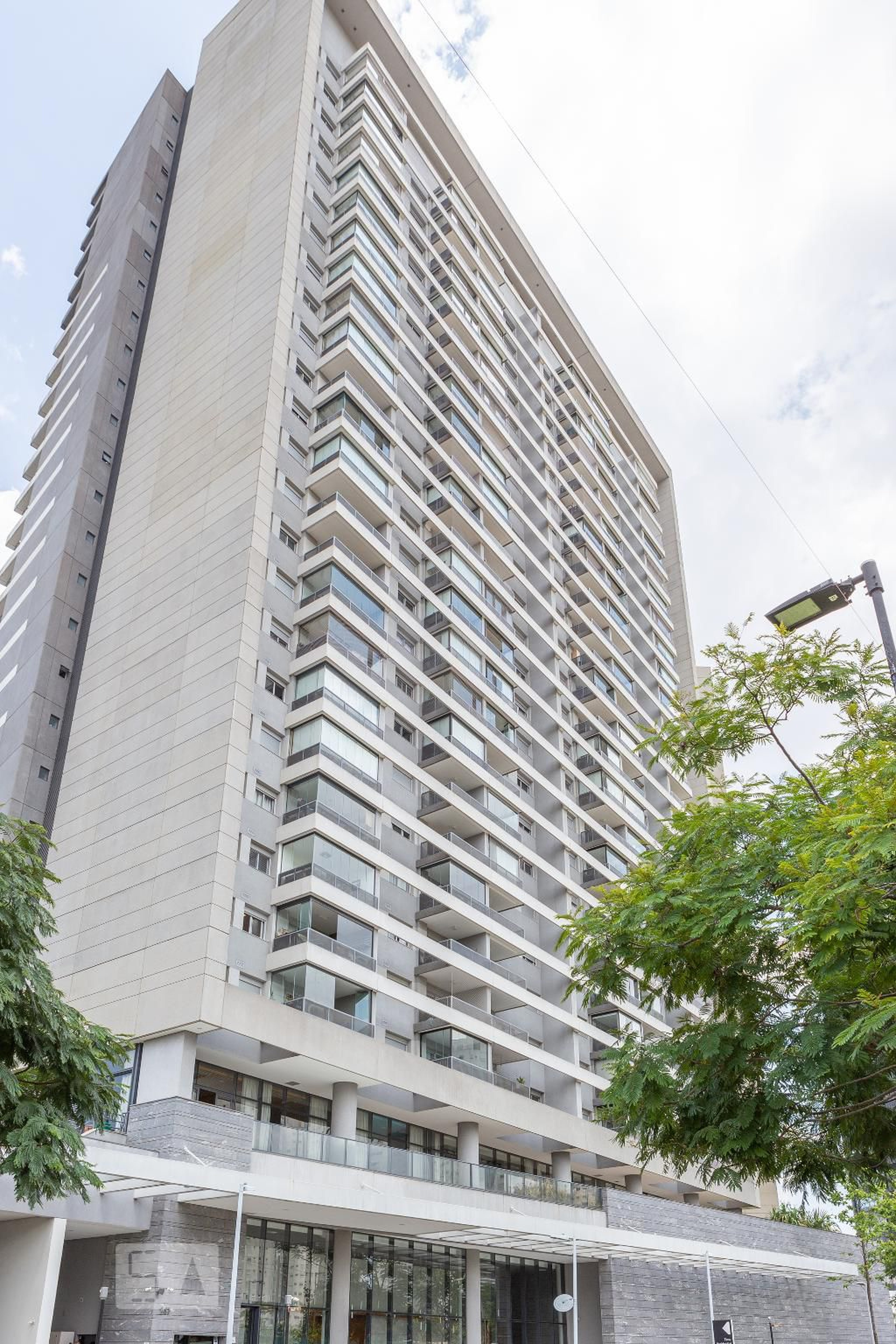 Fachada Condomínio em Rua Joseph Nigri, 141