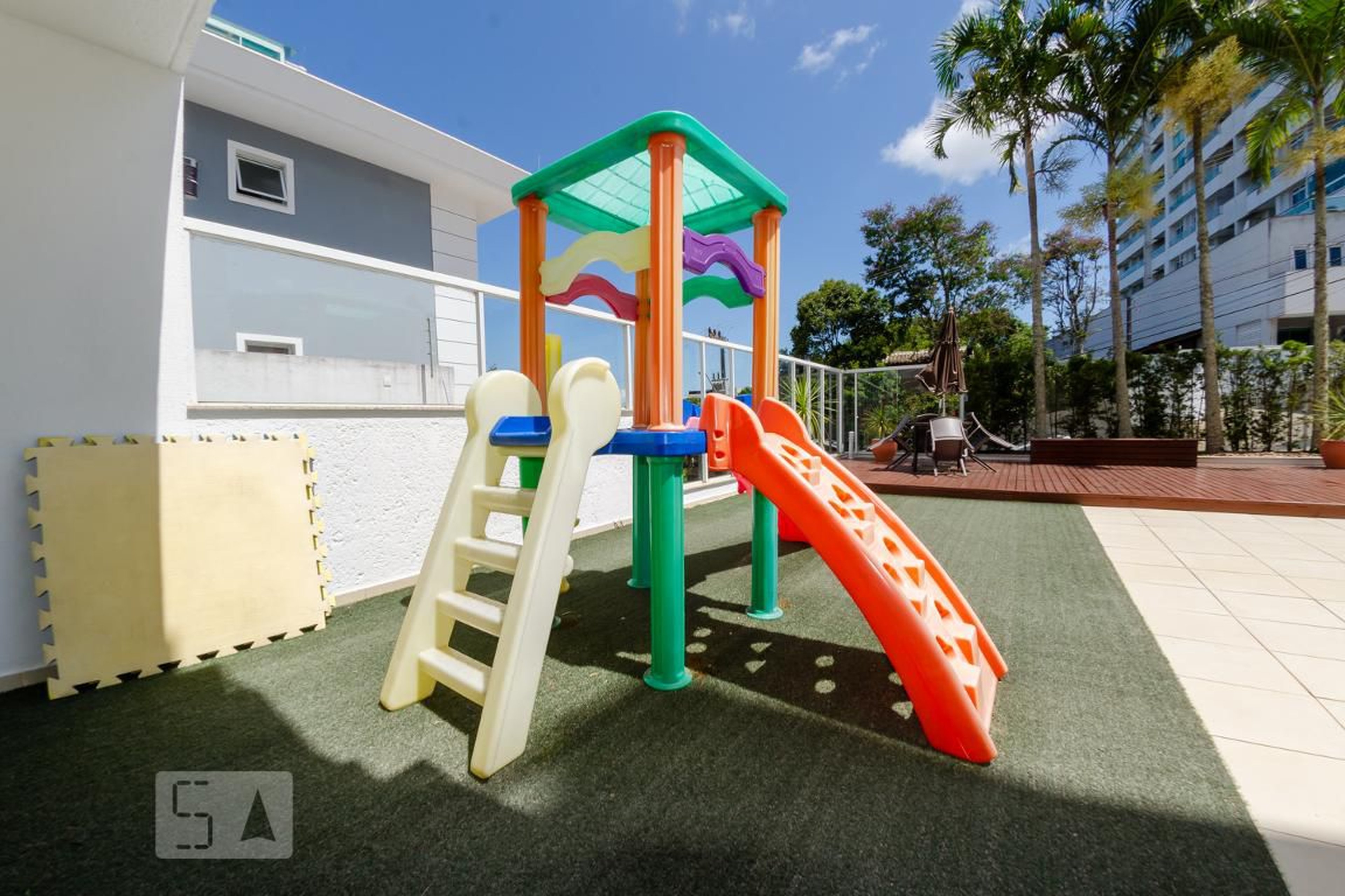 Playground - Vista Bella