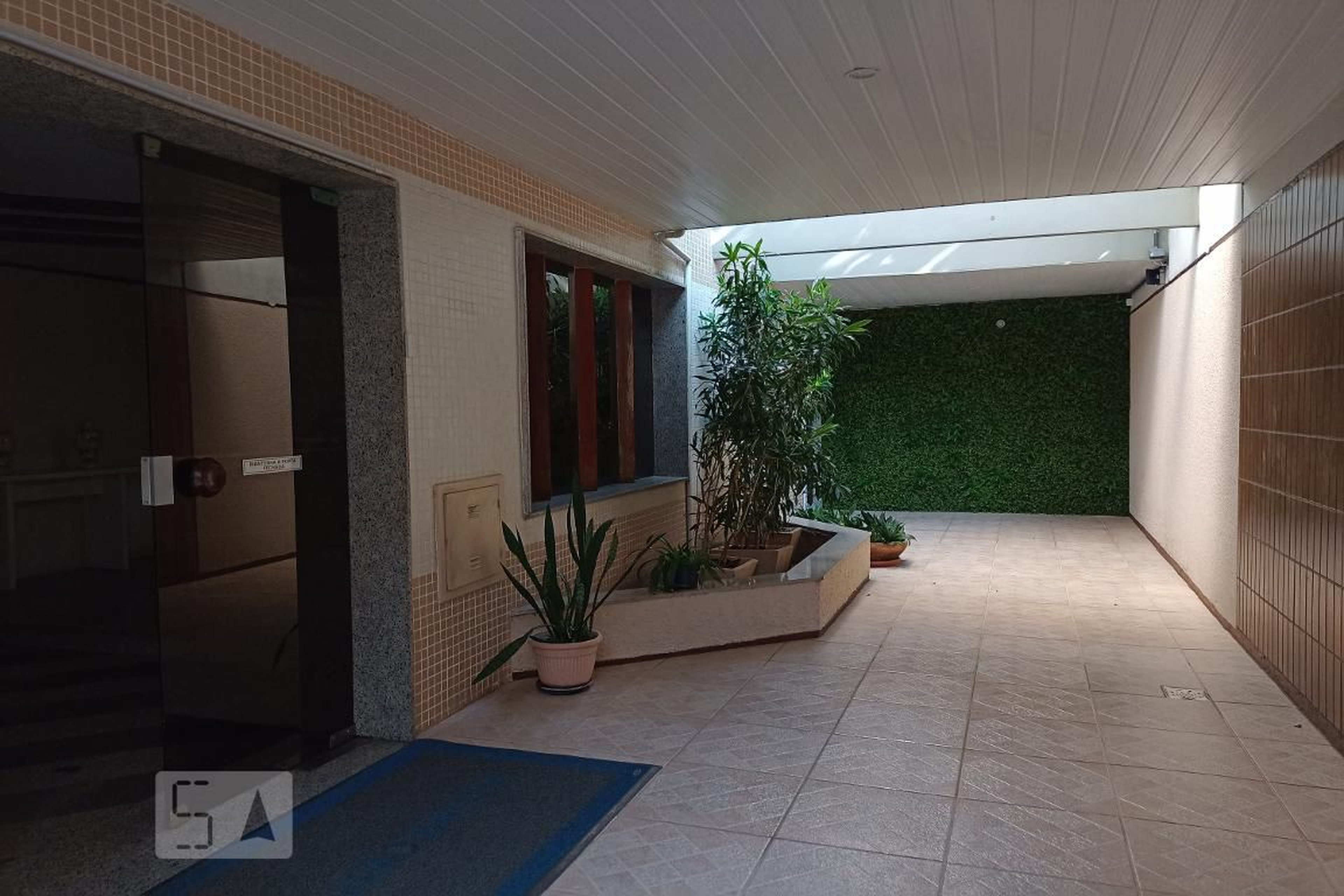 Hall - Edifício Solar João Batista Fernandes Vieira