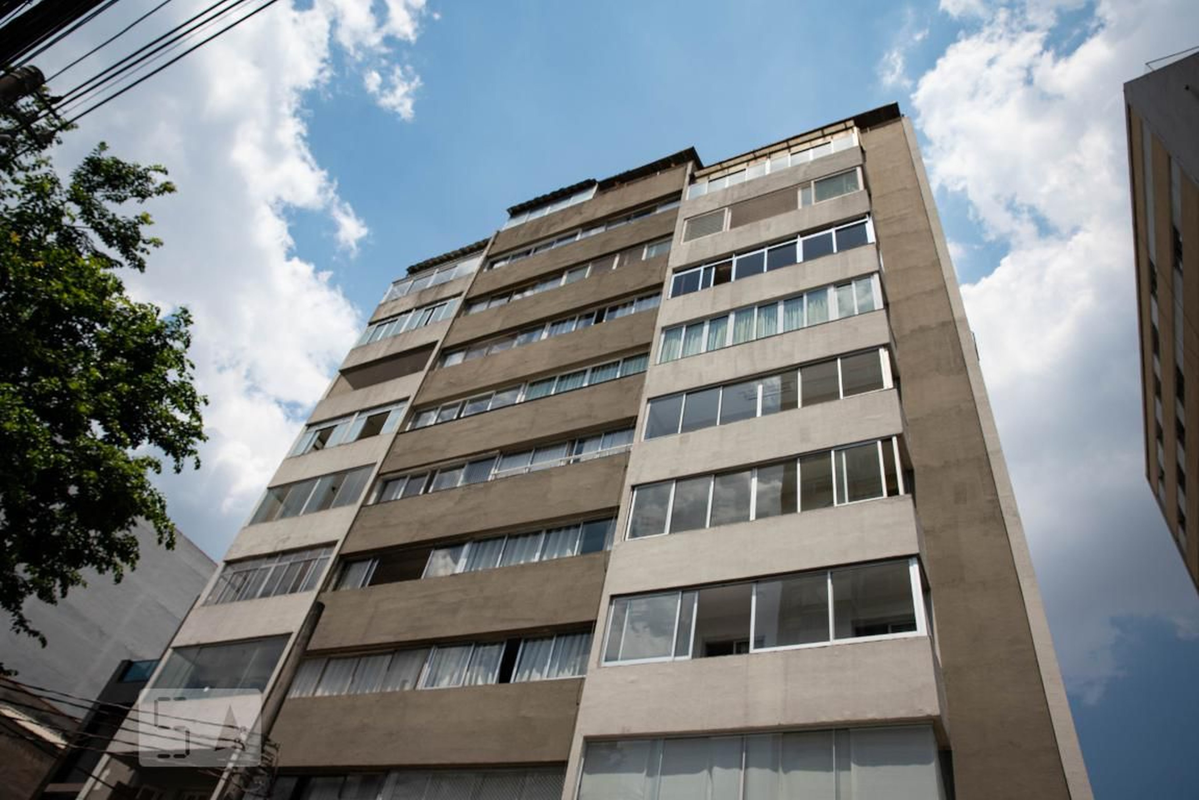 Fachada Condomínio em Rua Prates, 434