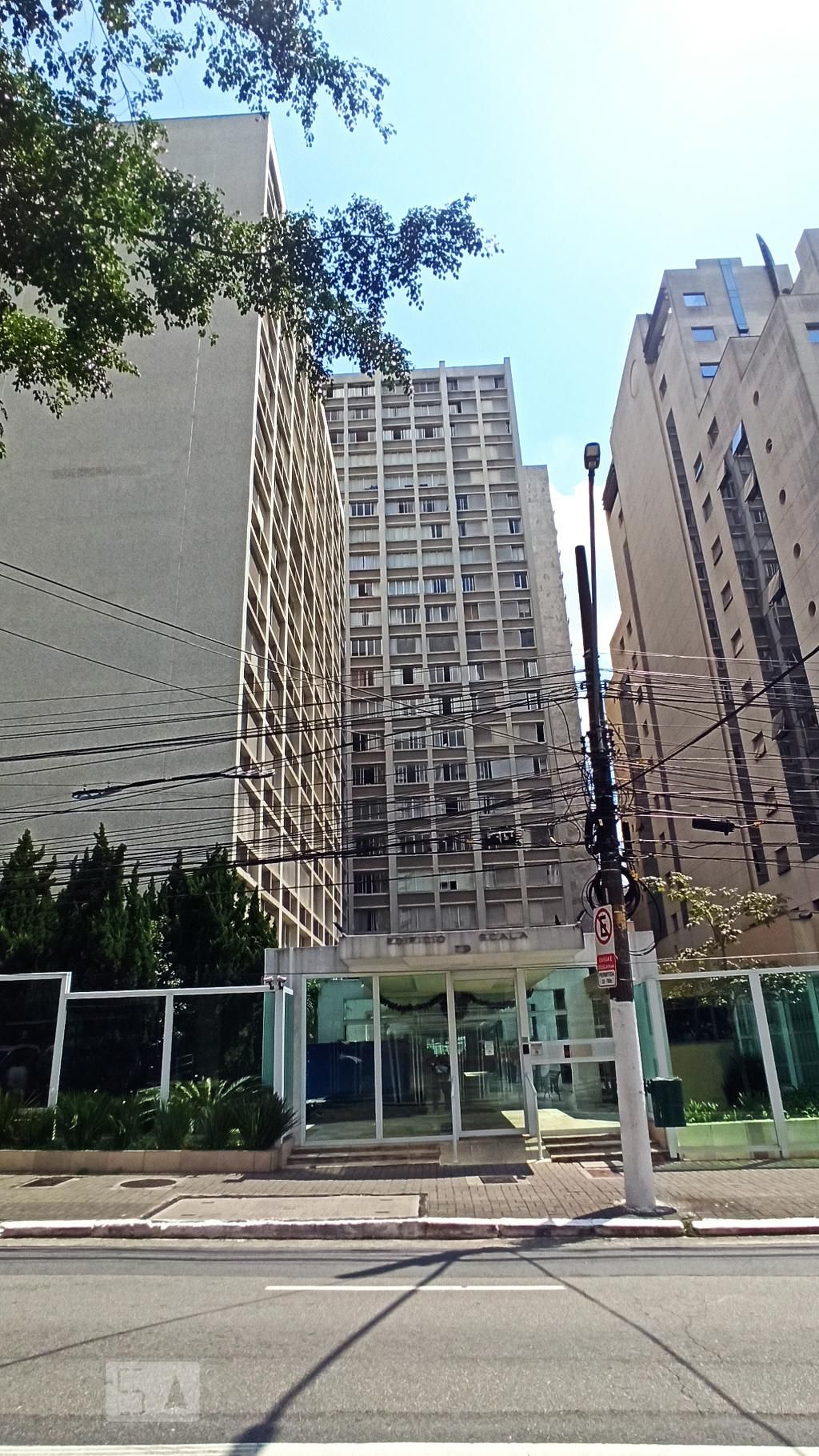 Fachada do Condomínio Edifício Scala