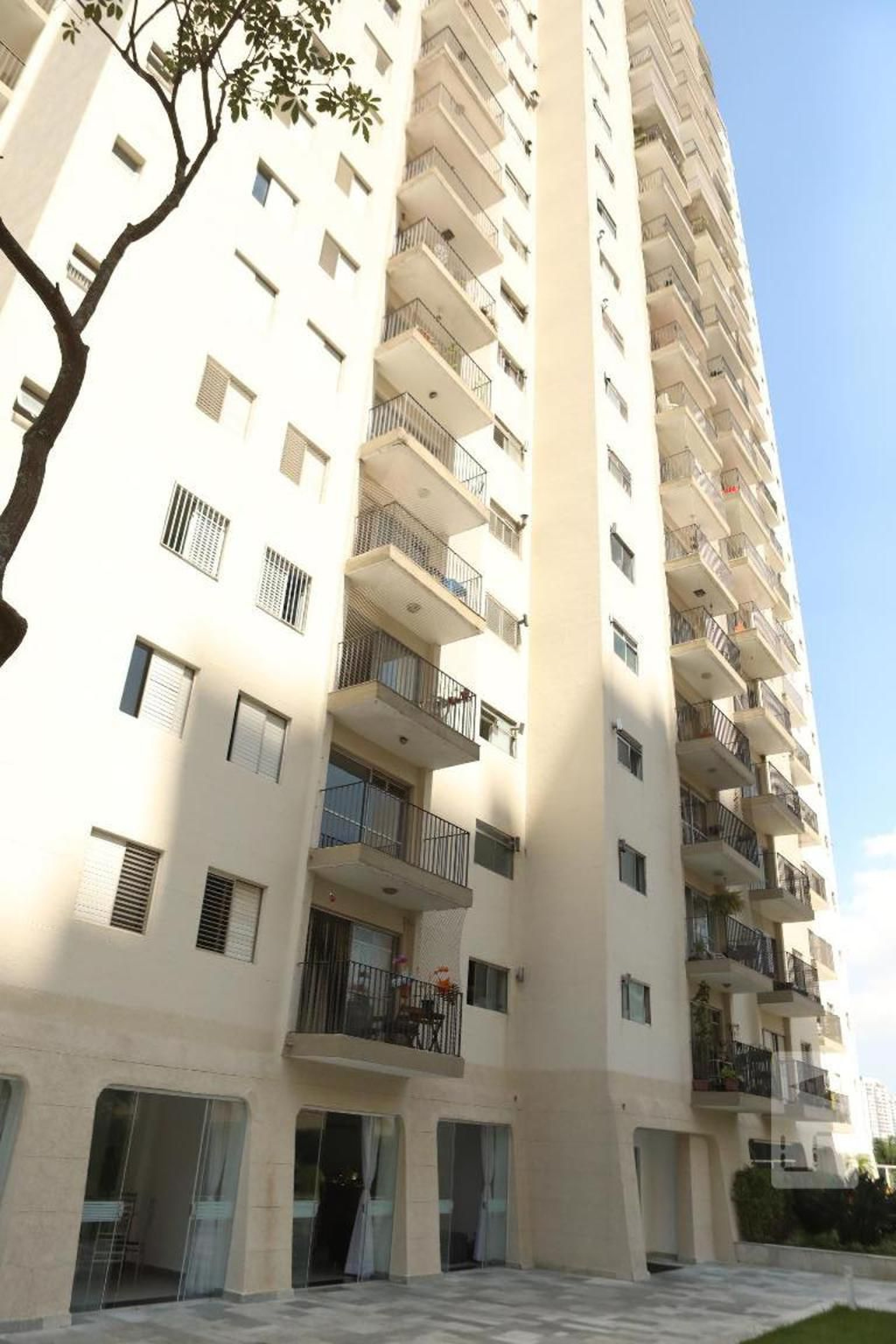 Fachada do Condomínio Condomínio Champs Du Monte Carlo