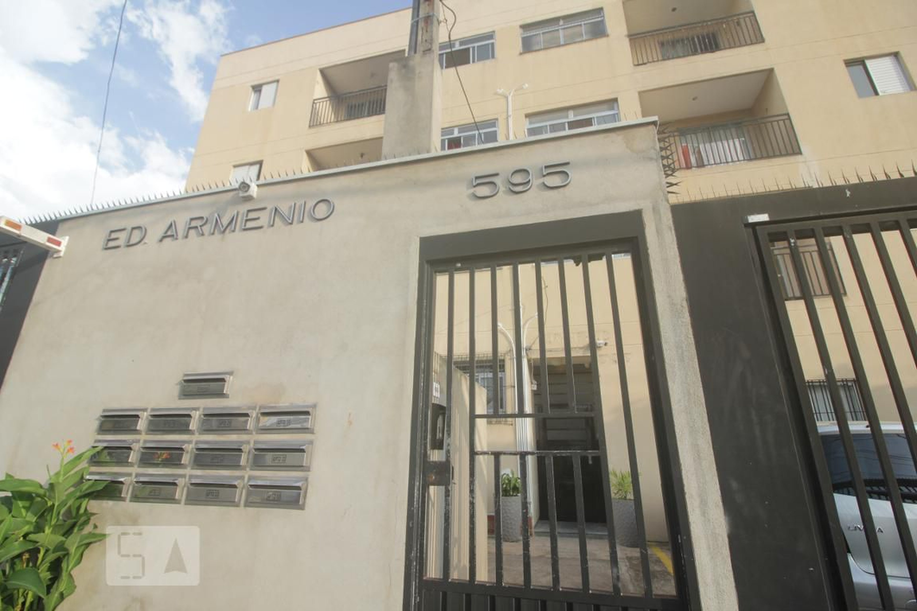 Fachada Condomínio em Rua Doutor SÍlvio Dante Bertacchi, 595